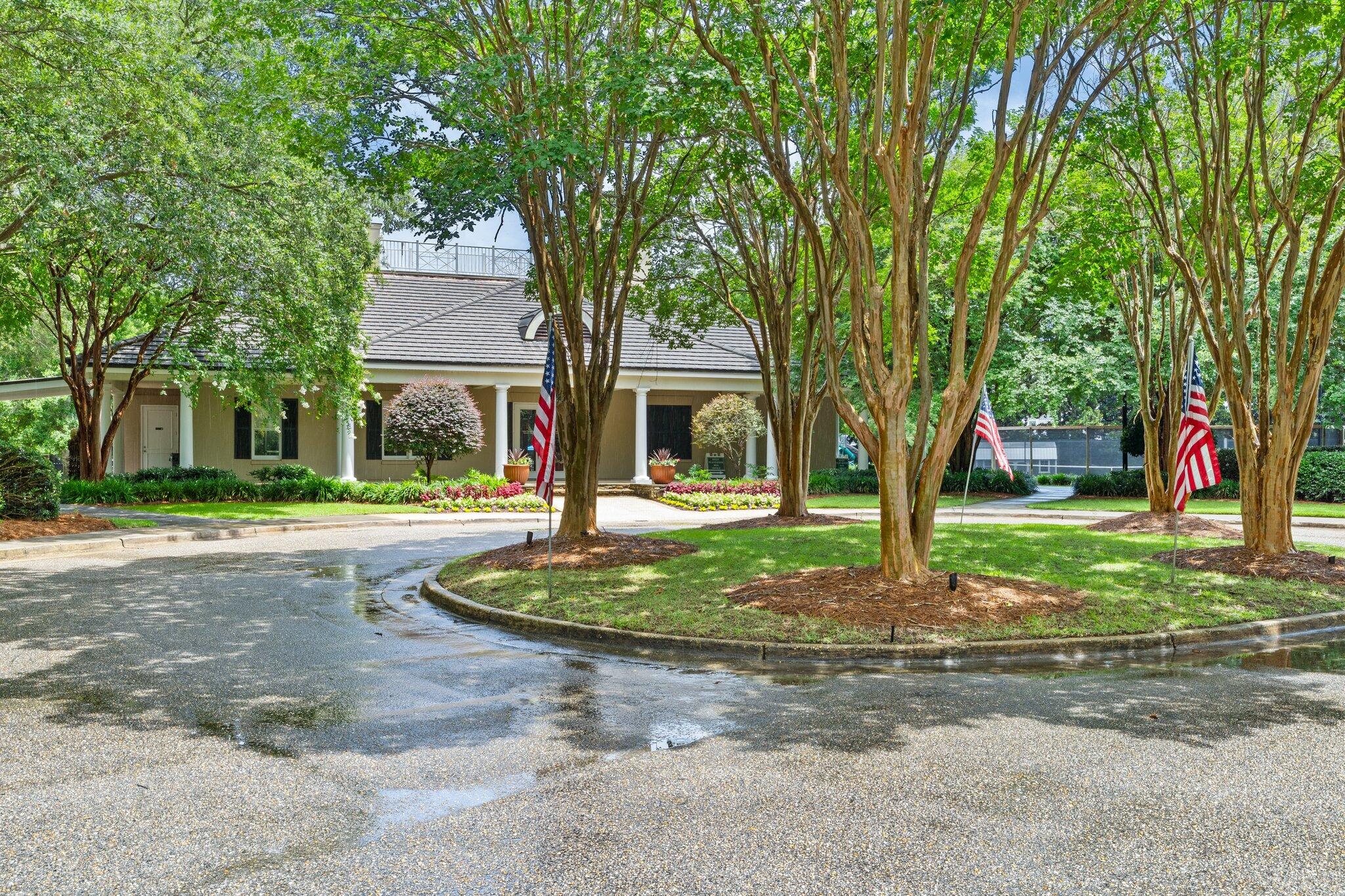 BROWNSTONES AT KELLY PLANTATION - Residential
