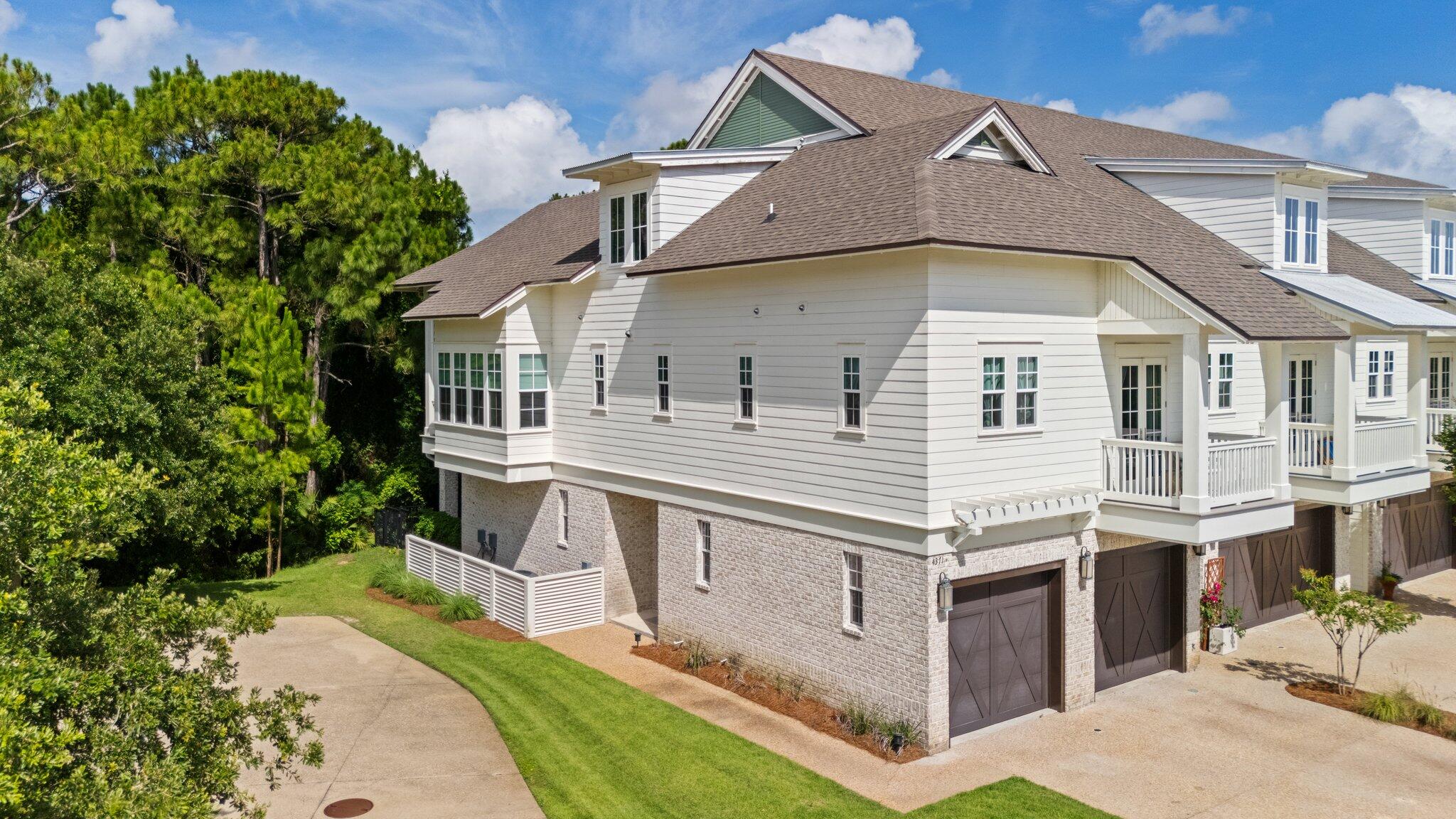 4371 Bahia Lane