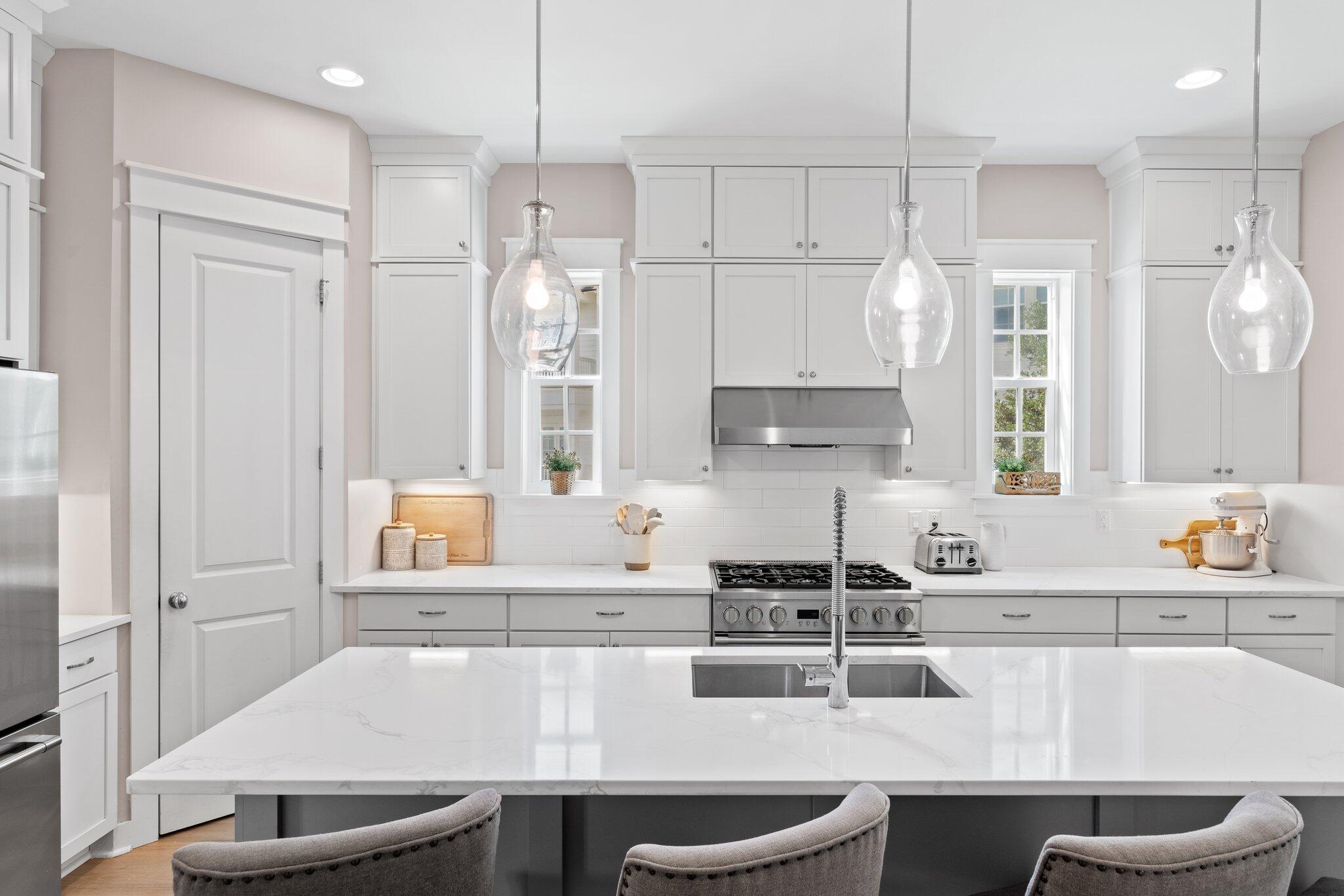 BROWNSTONES AT KELLY PLANTATION - Residential