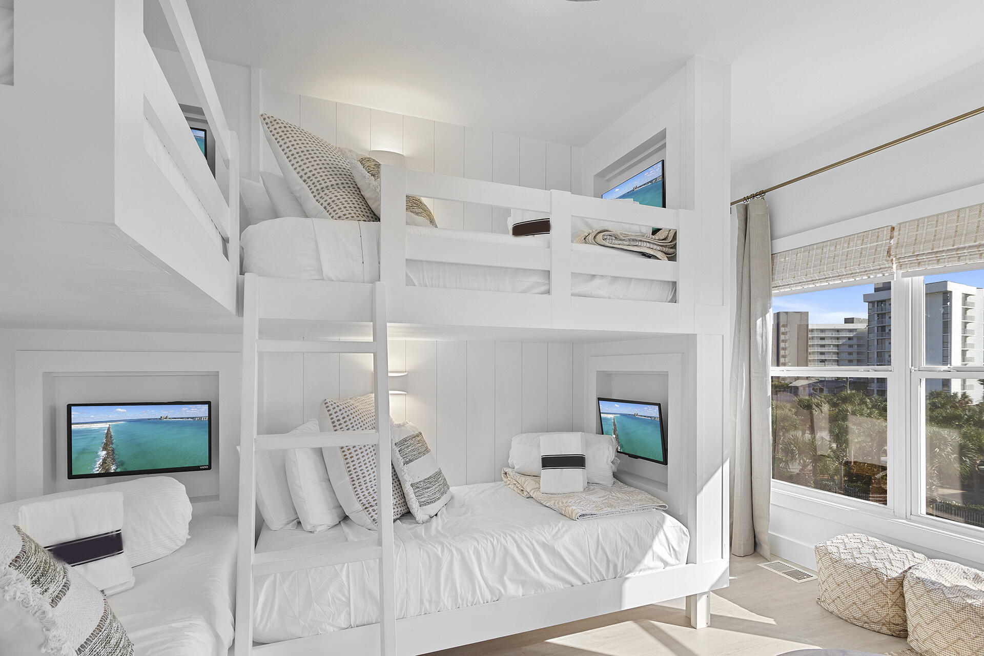 GULFSIDE COTTAGES - Residential