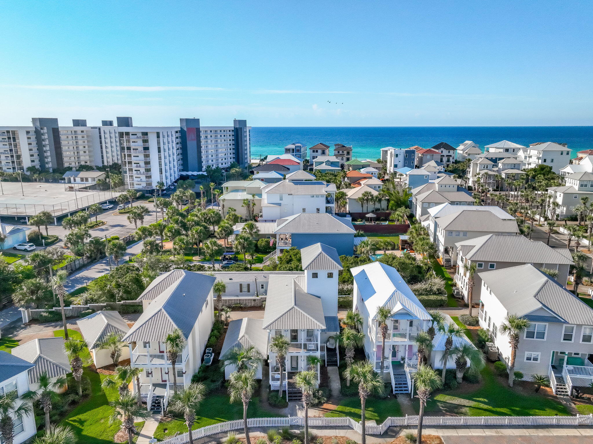 GULFSIDE COTTAGES - Residential