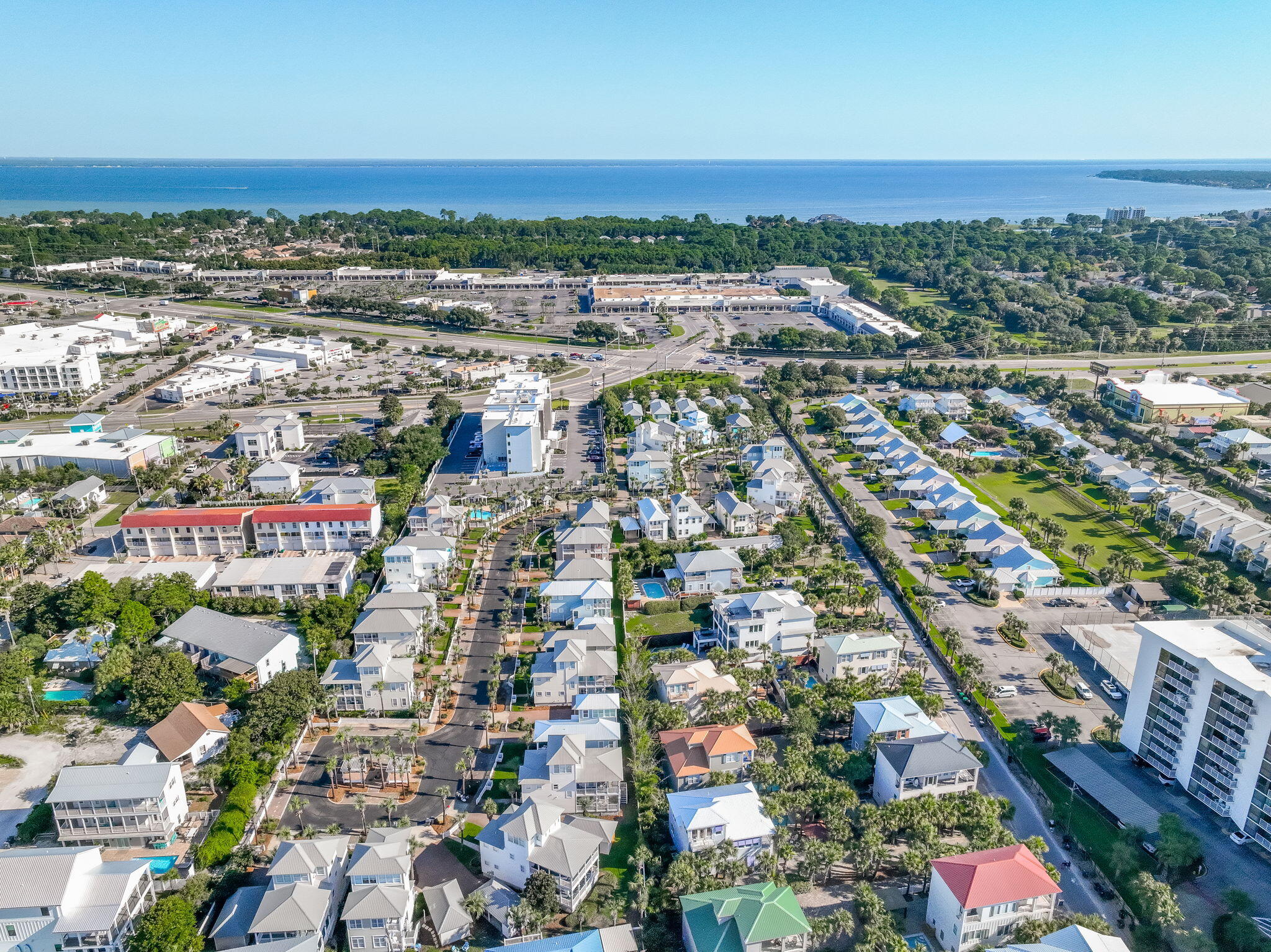 GULFSIDE COTTAGES - Residential