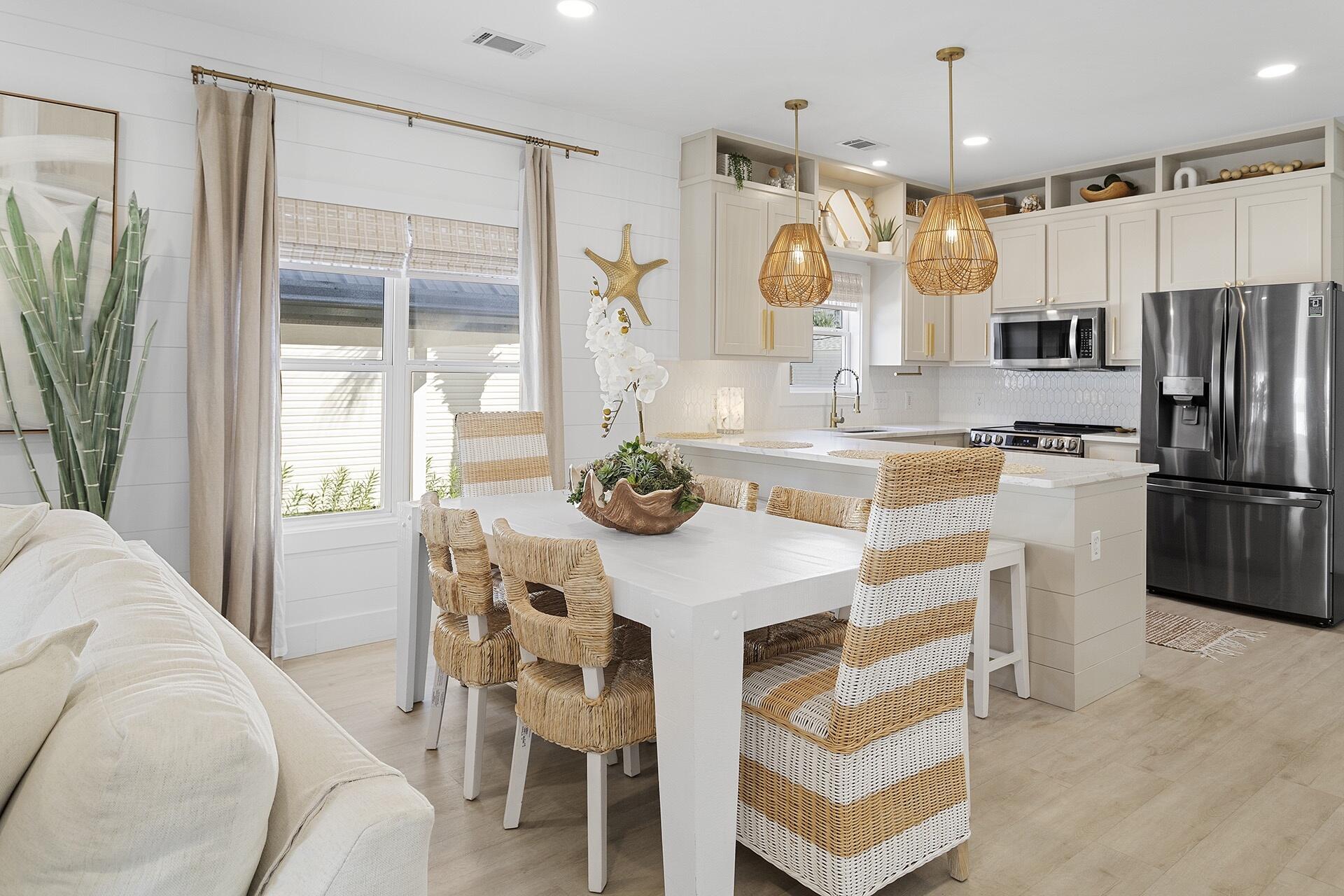 GULFSIDE COTTAGES - Residential