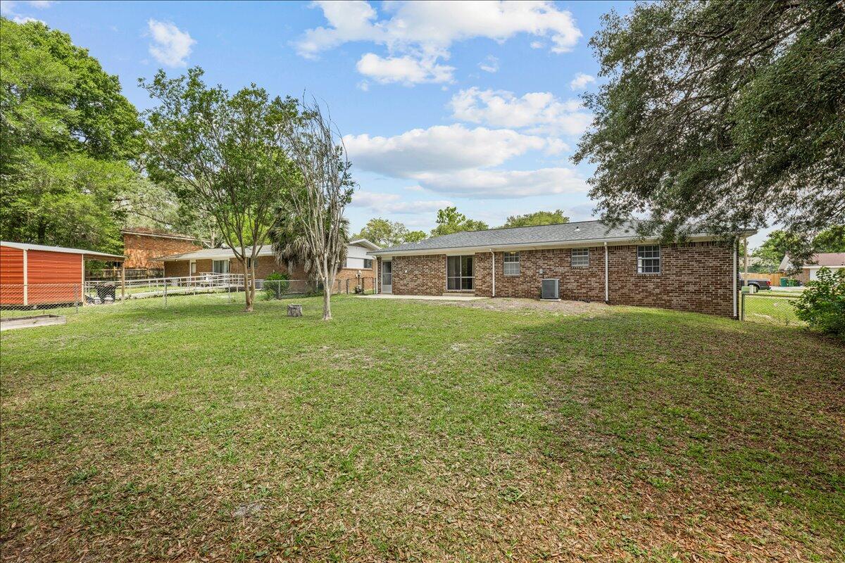 PINE LAKE S/D - Residential