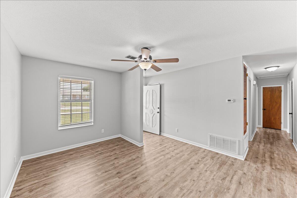PINE LAKE S/D - Residential
