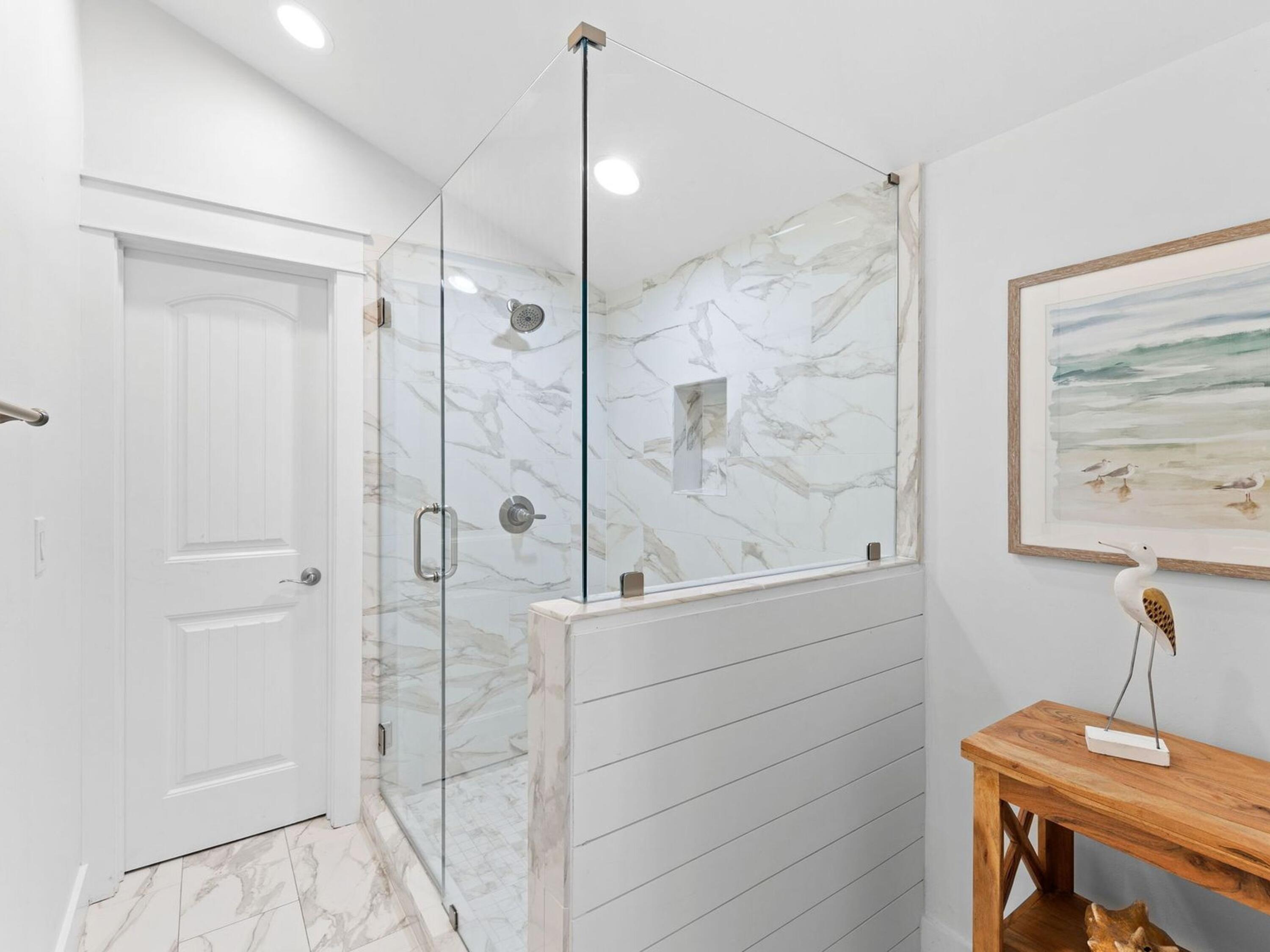 SATINWOOD PLACE - Residential