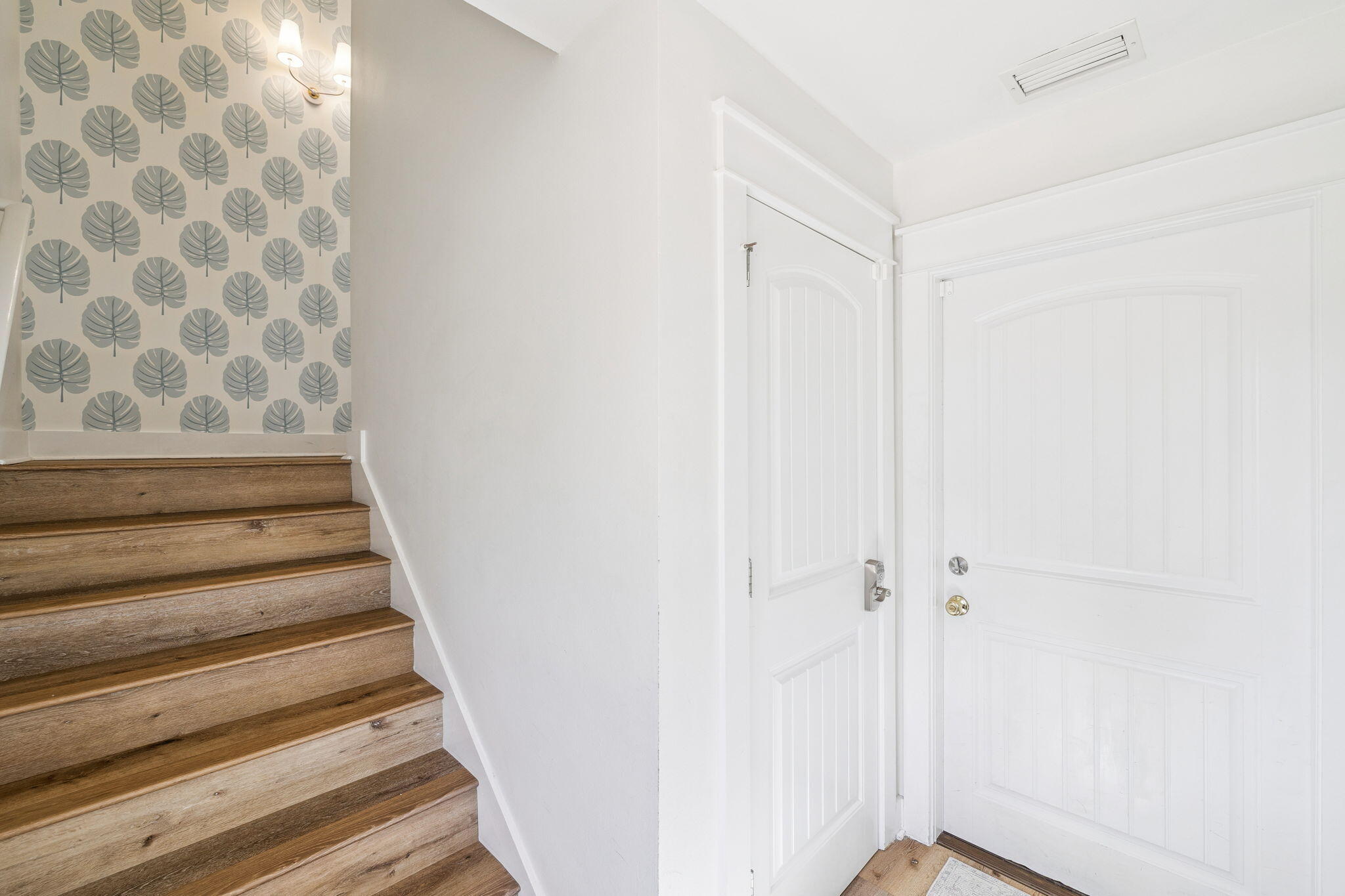 SATINWOOD PLACE - Residential