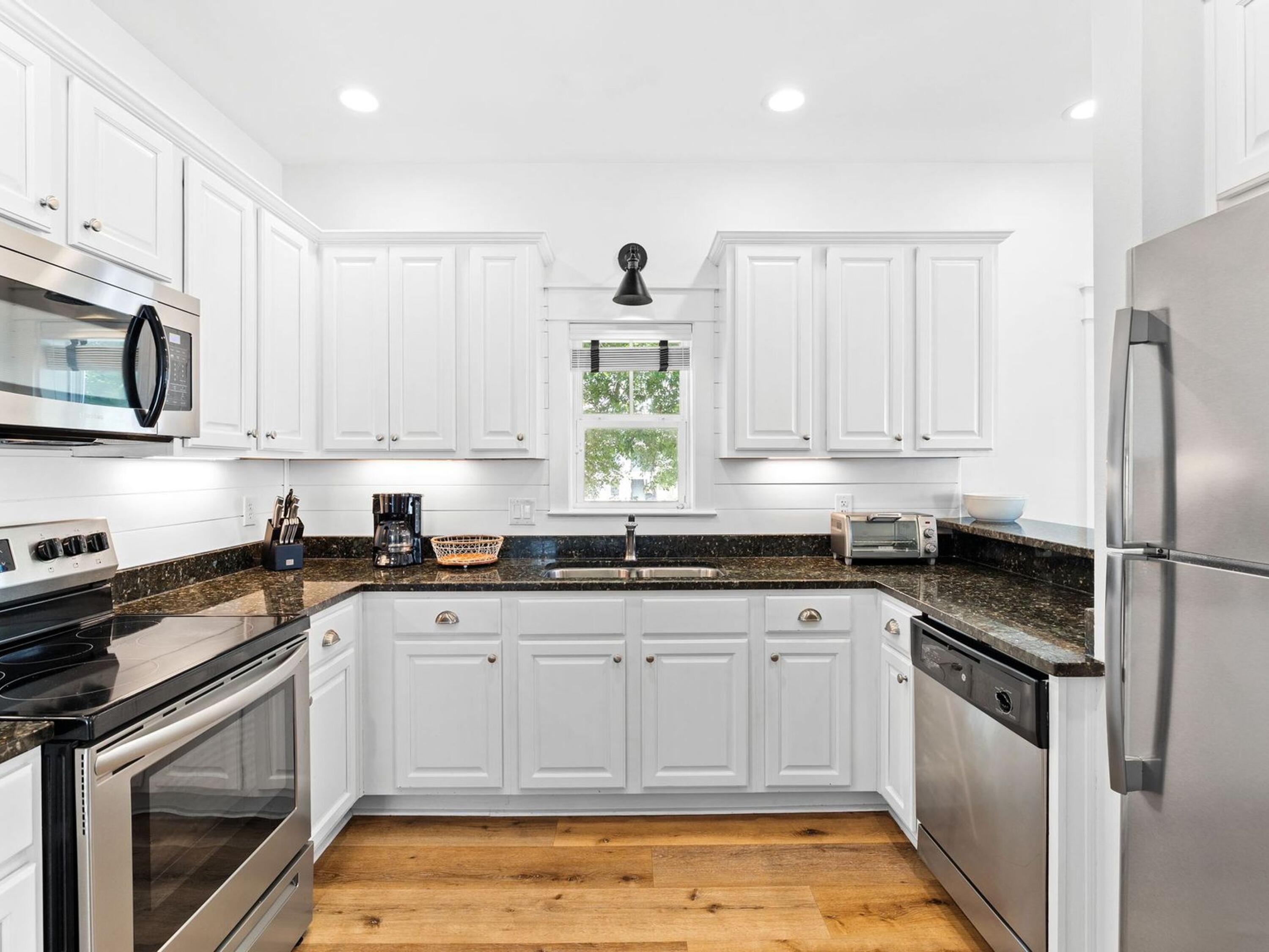 SATINWOOD PLACE - Residential