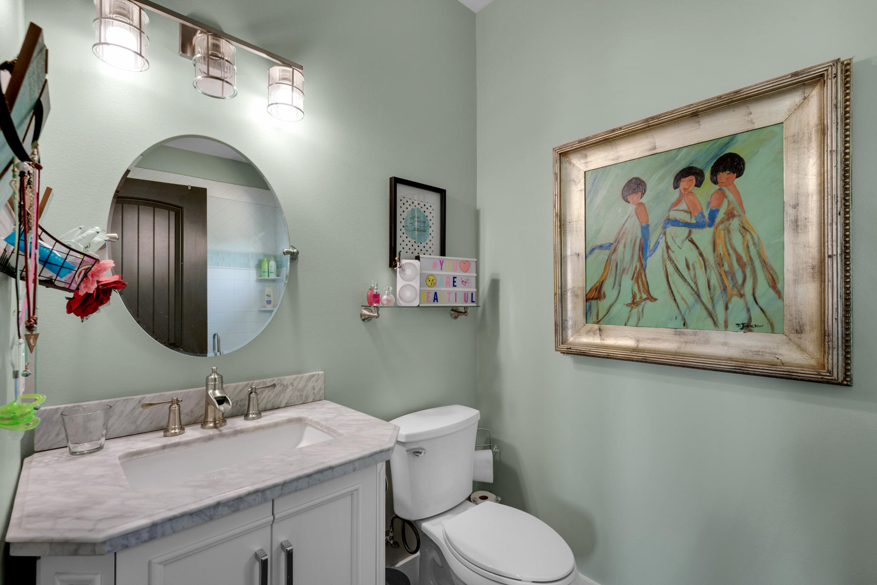 BLACK POINTE - Residential