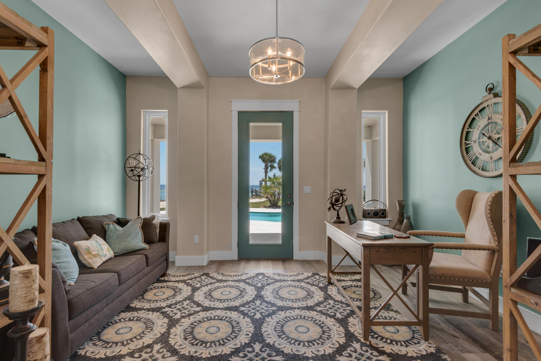 BLACK POINTE - Residential