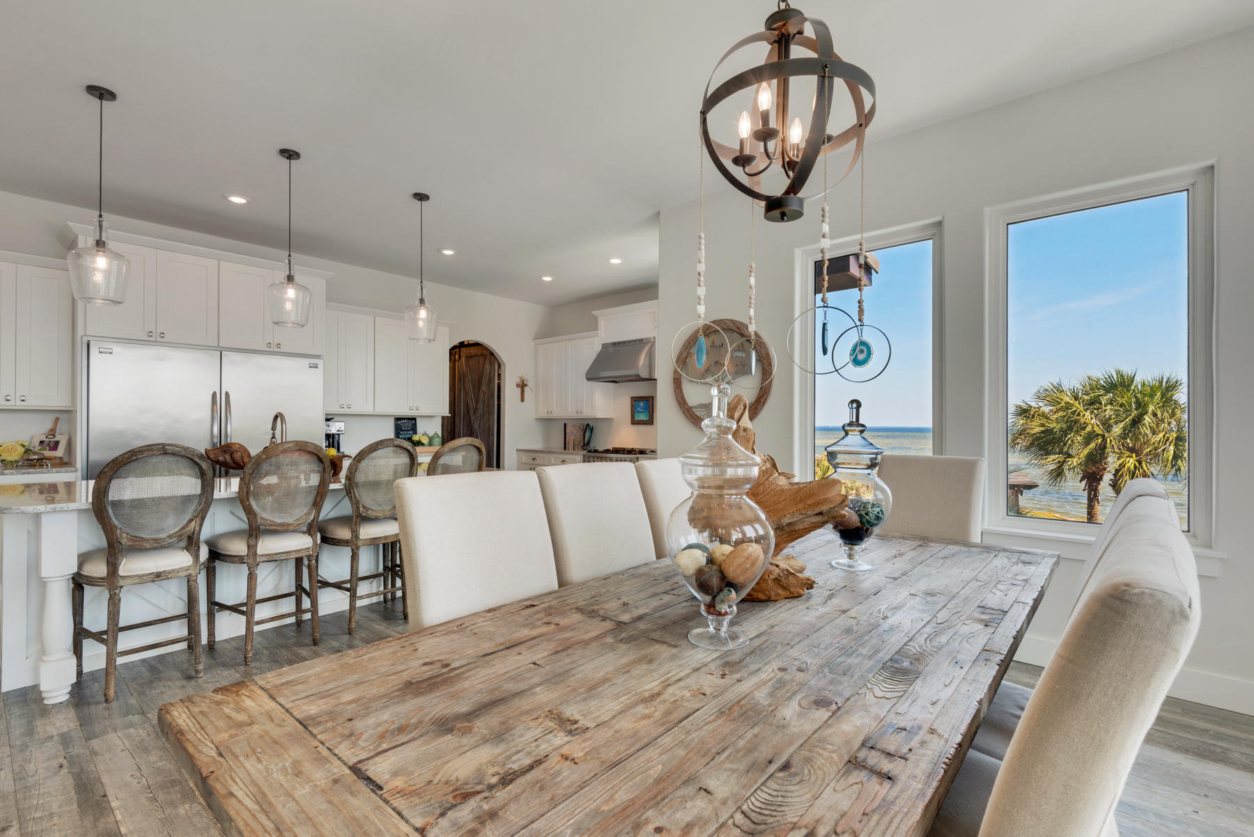 BLACK POINTE - Residential