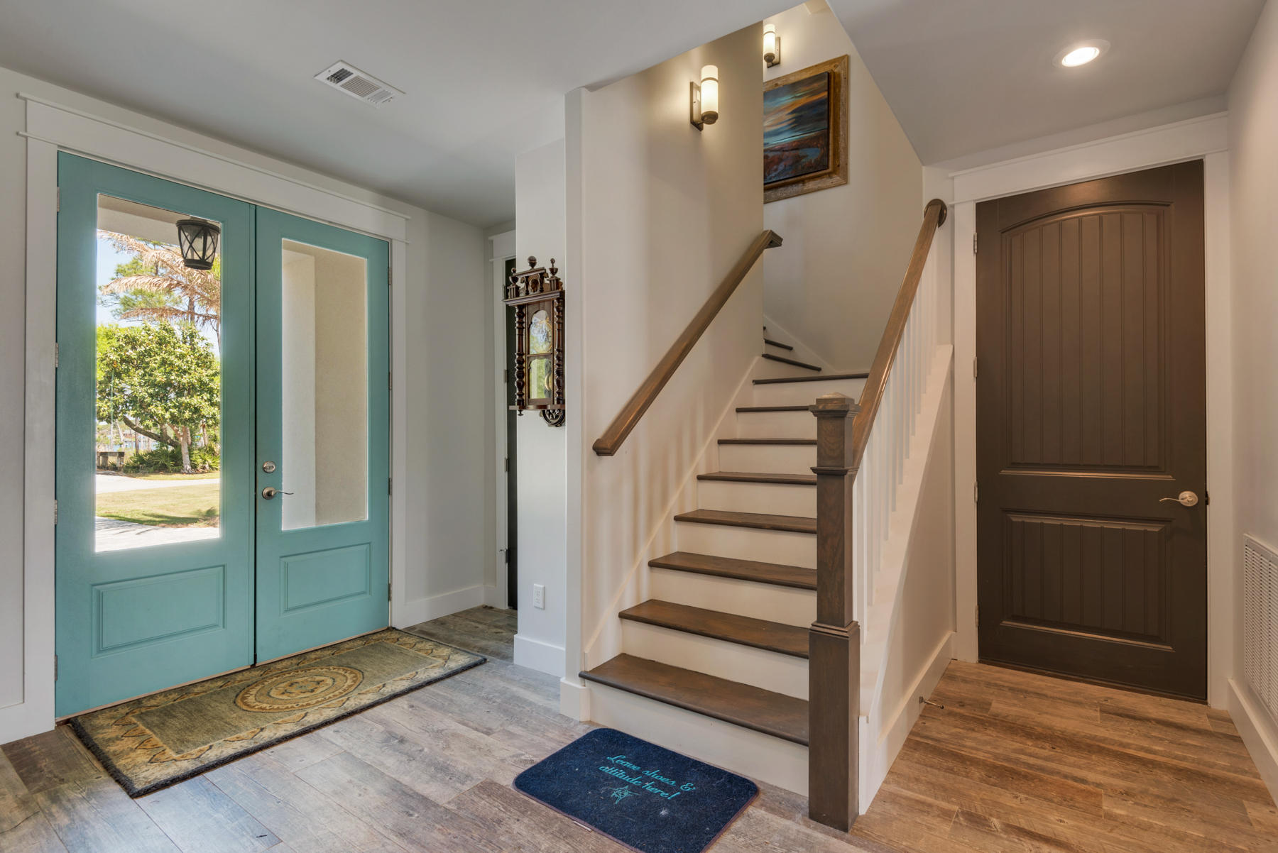 BLACK POINTE - Residential