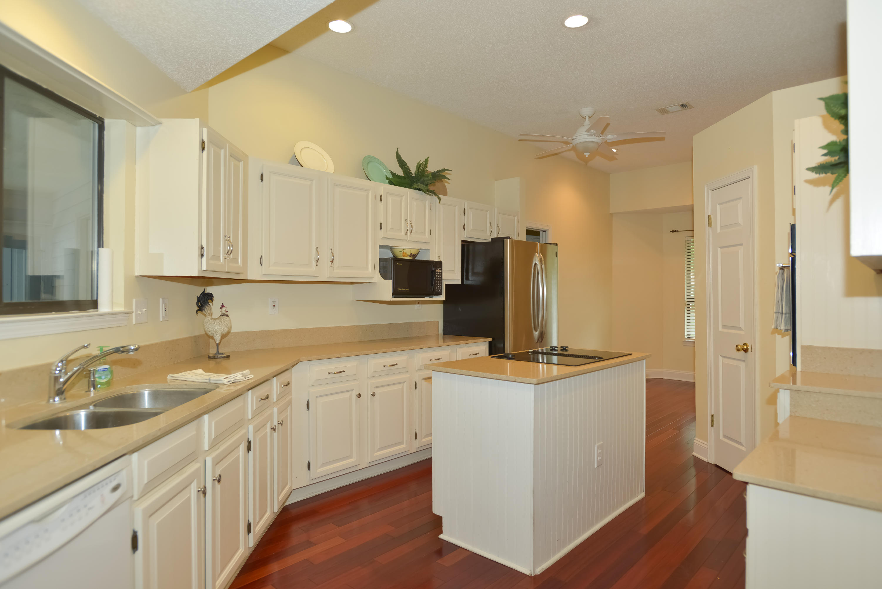 SOUTHWINDS II - Residential