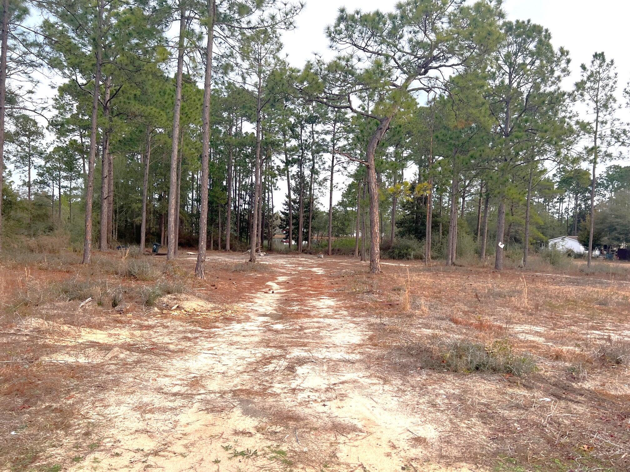 IMPERIAL LAKES - Land