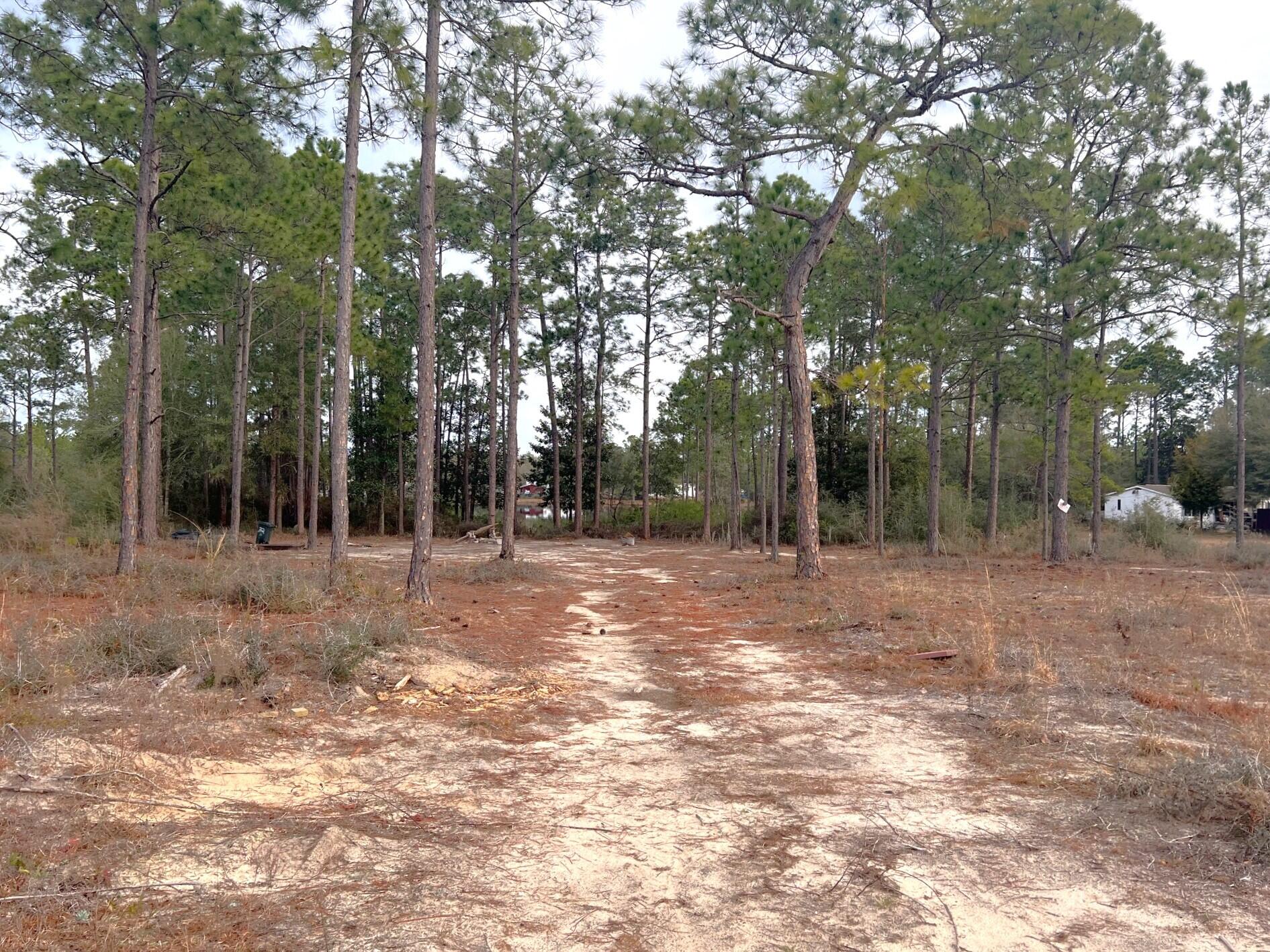 IMPERIAL LAKES - Land