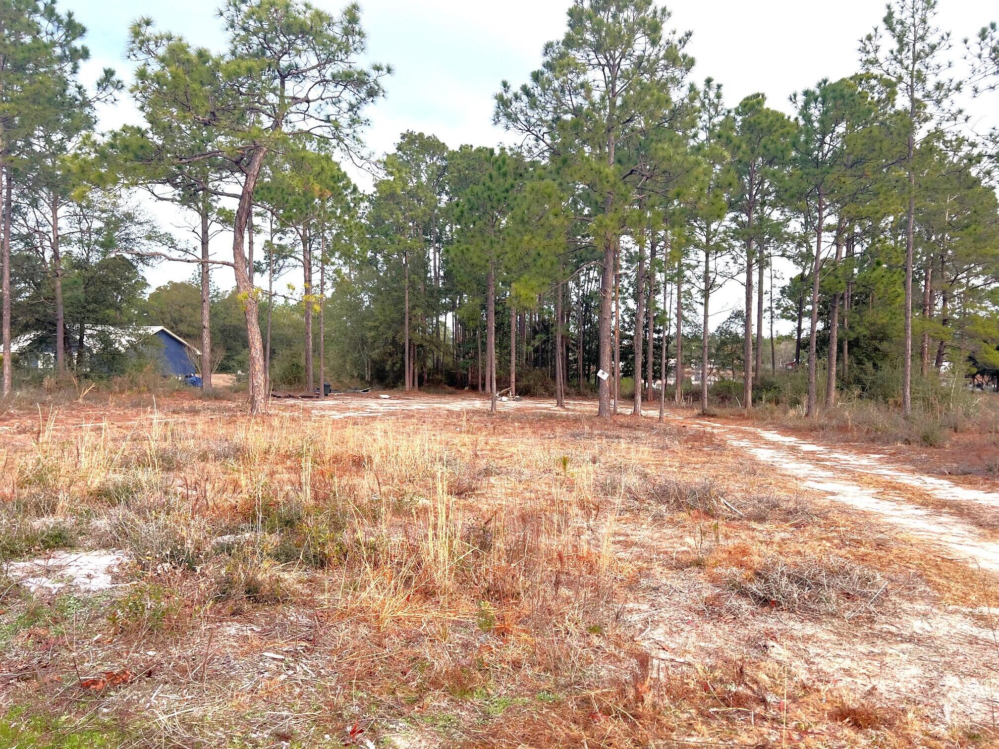 IMPERIAL LAKES - Land