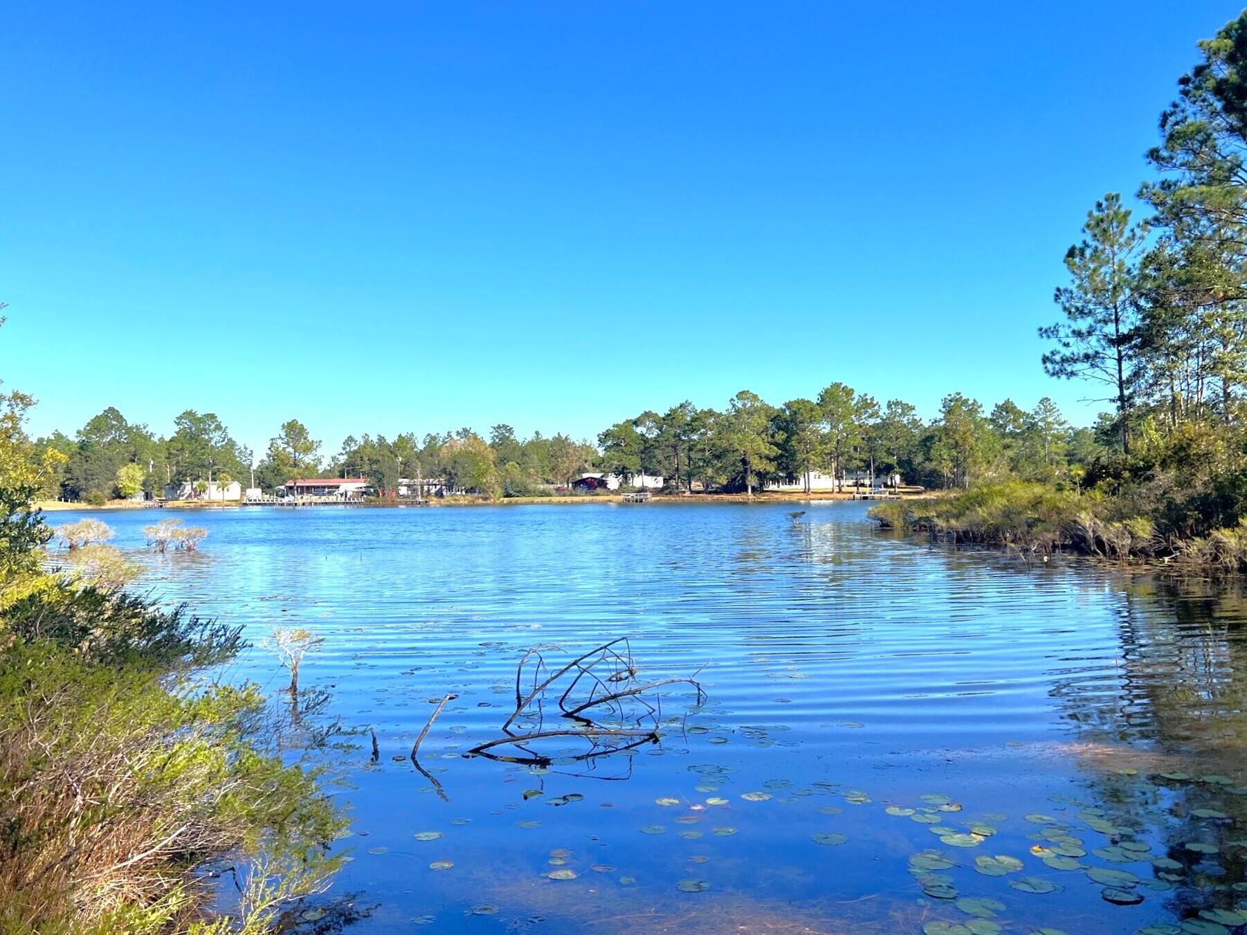 IMPERIAL LAKES - Land