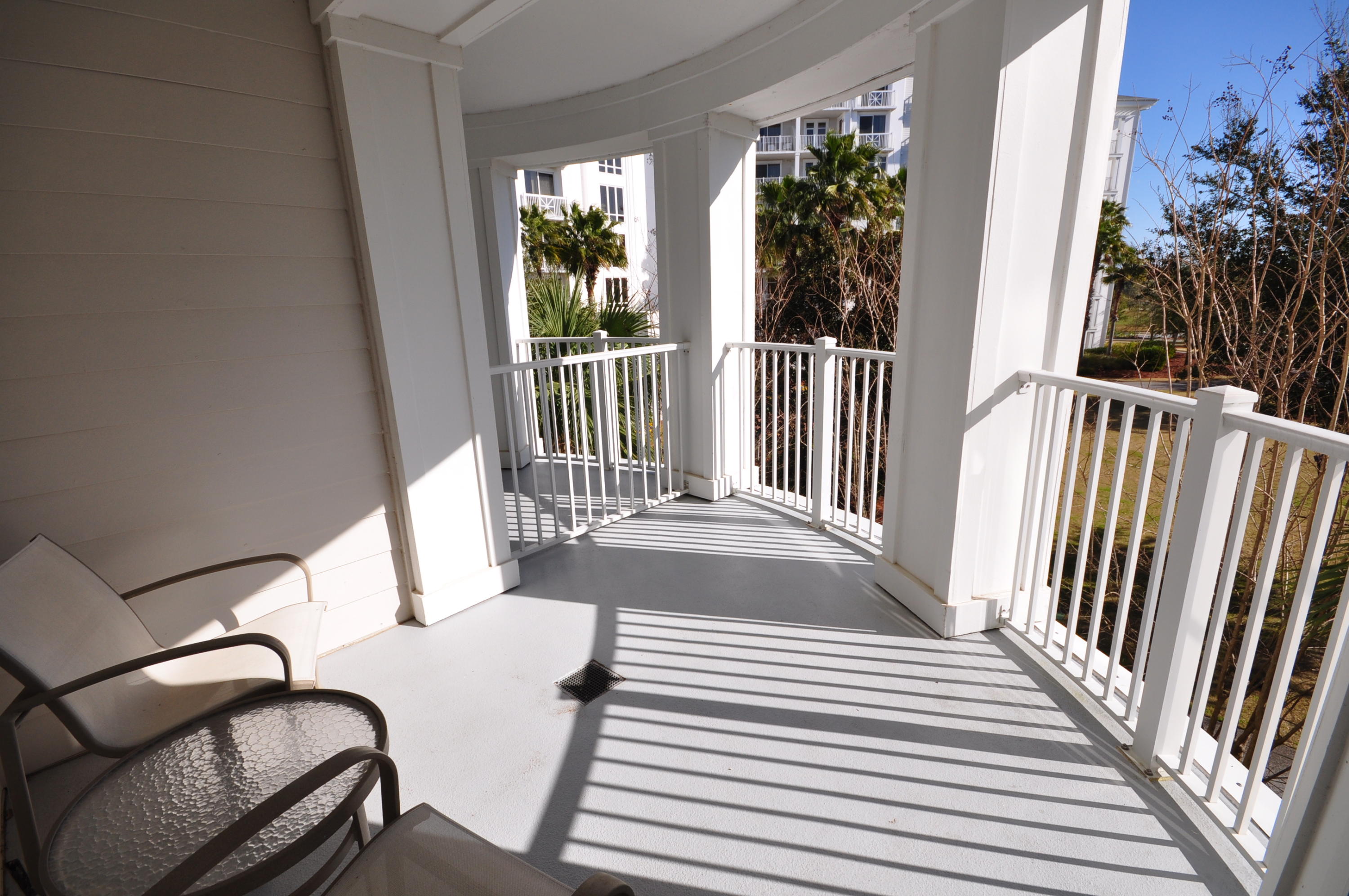 BAHIA CONDO - Residential