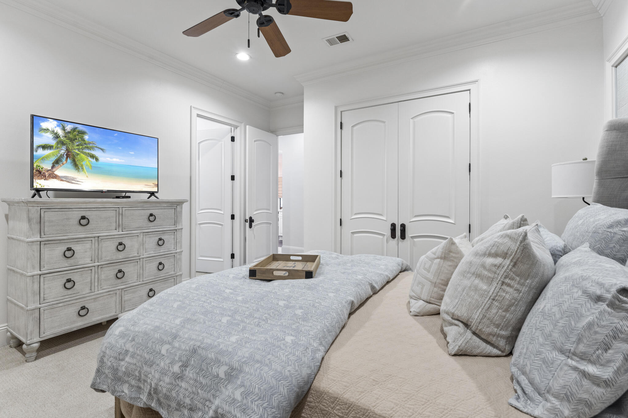 BURNT PINE - Residential