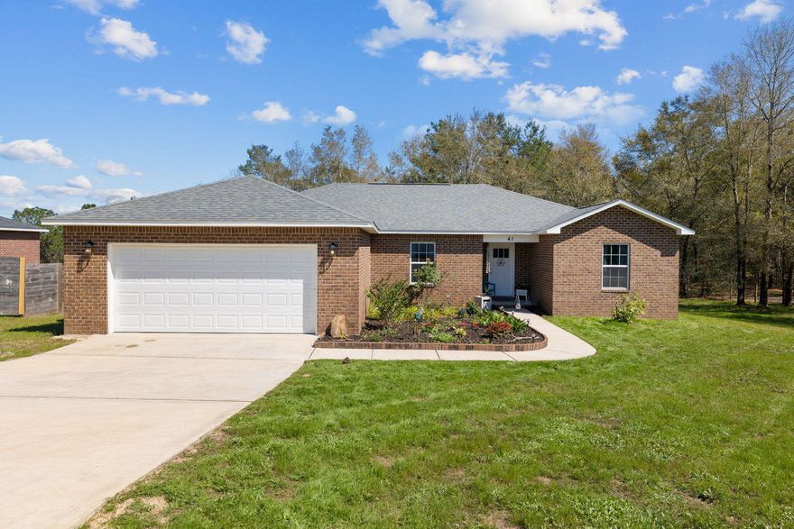 Motivated Seller.  Located in the Beautiful Hidden Lakes Estates, this 4BD/2BA home situated on 0.74 acre lot has an open concept floor plan between the living/dining/kitchen area. The vaulted ceiling and large windows makes the area feel bright. Just off the kitchen/dining space is an outdoor deck great for indoor/outdoor entertaining family & friends.  The spacious Master Bedroom has an en-suite bathroom with double vanity, garden tub and separate shower. The other 3 guest bedrooms are spacious with ample closet space. The guest bathroom also has a double vanity and a tub/shower combination, which is perfect for families. Washer and dryer convey with home. Lake Stanley Park & Twin Lakes Camp Resort are just minutes away for the outdoor adventurer. Traveling is quick with I-10 access.