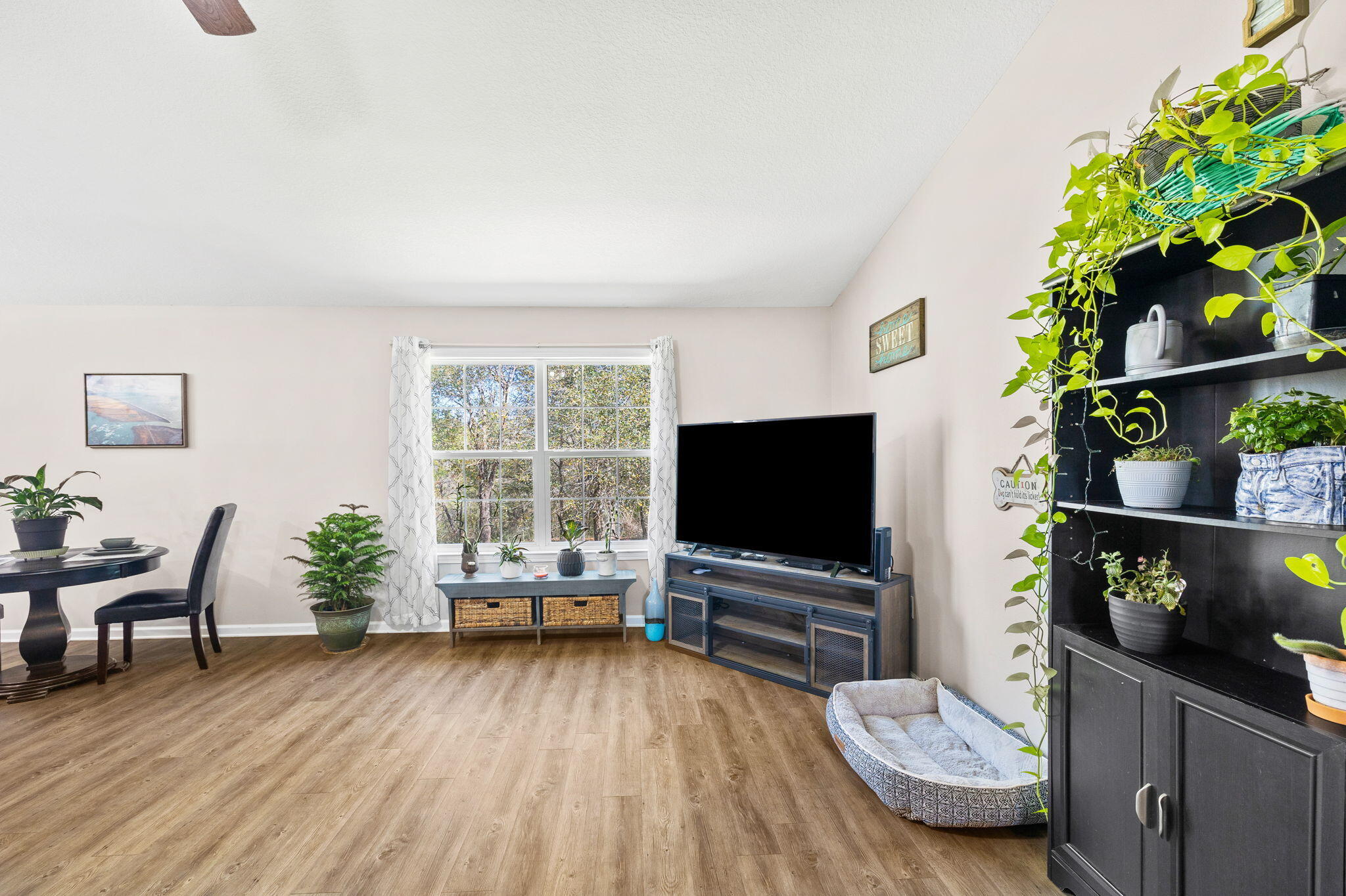 HIDDEN LAKES ESTATES - Residential