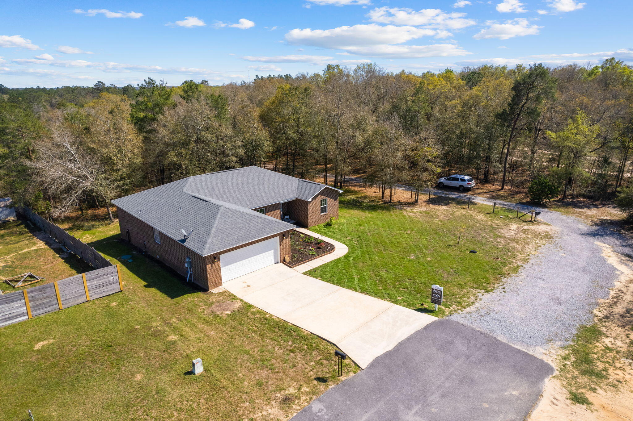 HIDDEN LAKES ESTATES - Residential