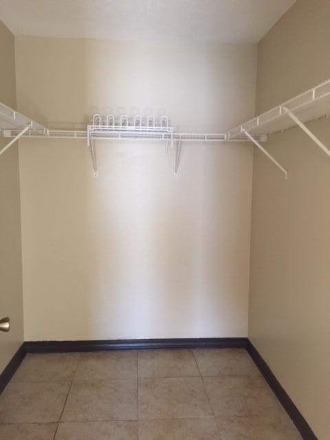 RIDGE CREST PH I - Residential Lease