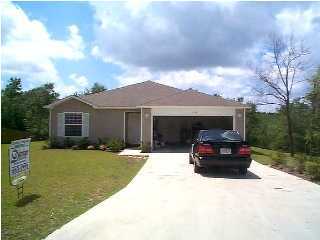OPEN FLOOR PLAN WITH SPLIT BEDROOMS. 4/BEDRM 2/BATHRM HOUSE, LIVING ROOM, KITCHEN WITH OFF THE SIDE DINING AREA SMALL. BREAKFAST BAR FACING KITCHEN. CEILING FANS, STORM DOOR, WOOD DECK ON BACK. 2 CAR GARAGE WITH WASHER & DRYER HOOK UP. TILE FLOORS THROUGH OUT, BLACK STAINLESS STEEL APPLIANCES, UPDATED LIGHT FIXTURES, PLUS THE WHOLE HOUSE PAINTED 2018.THERE IS AN HOA, SO THE YARD HAS TO BE KEPT MAINTAINED . FEES ARE INCLUDED IN THE YARD SERVICE FOR 2 TIMES A MINTH DURING THE SPRING & SUMMER MONTHS, TENANTS ARE RESPONISBLE FOR KEEP UP WITH THE WEEDS AND CLEARING THEM OUT. BLINDS AND CURTAINS ONLY AT THE WINDOWS. THE YARD IS NOT FENCED IN.WILL NOT BE ABLE TO SHOW, UNTIL ATER THE 1ST OF SEPT. YOU CAN EMAIL divineconnections@cox.net for application or any other questions.