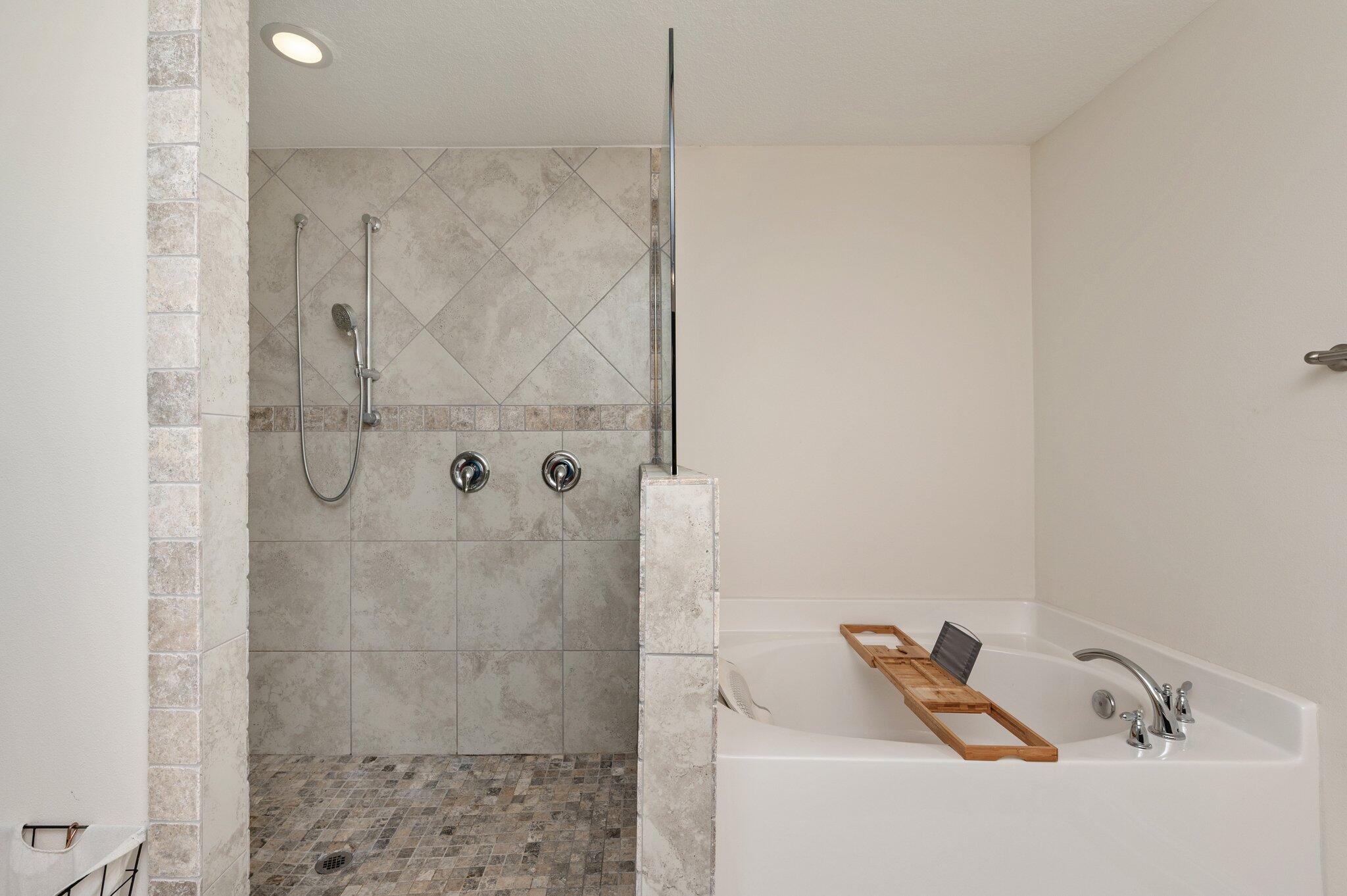 Nature Lake - Residential