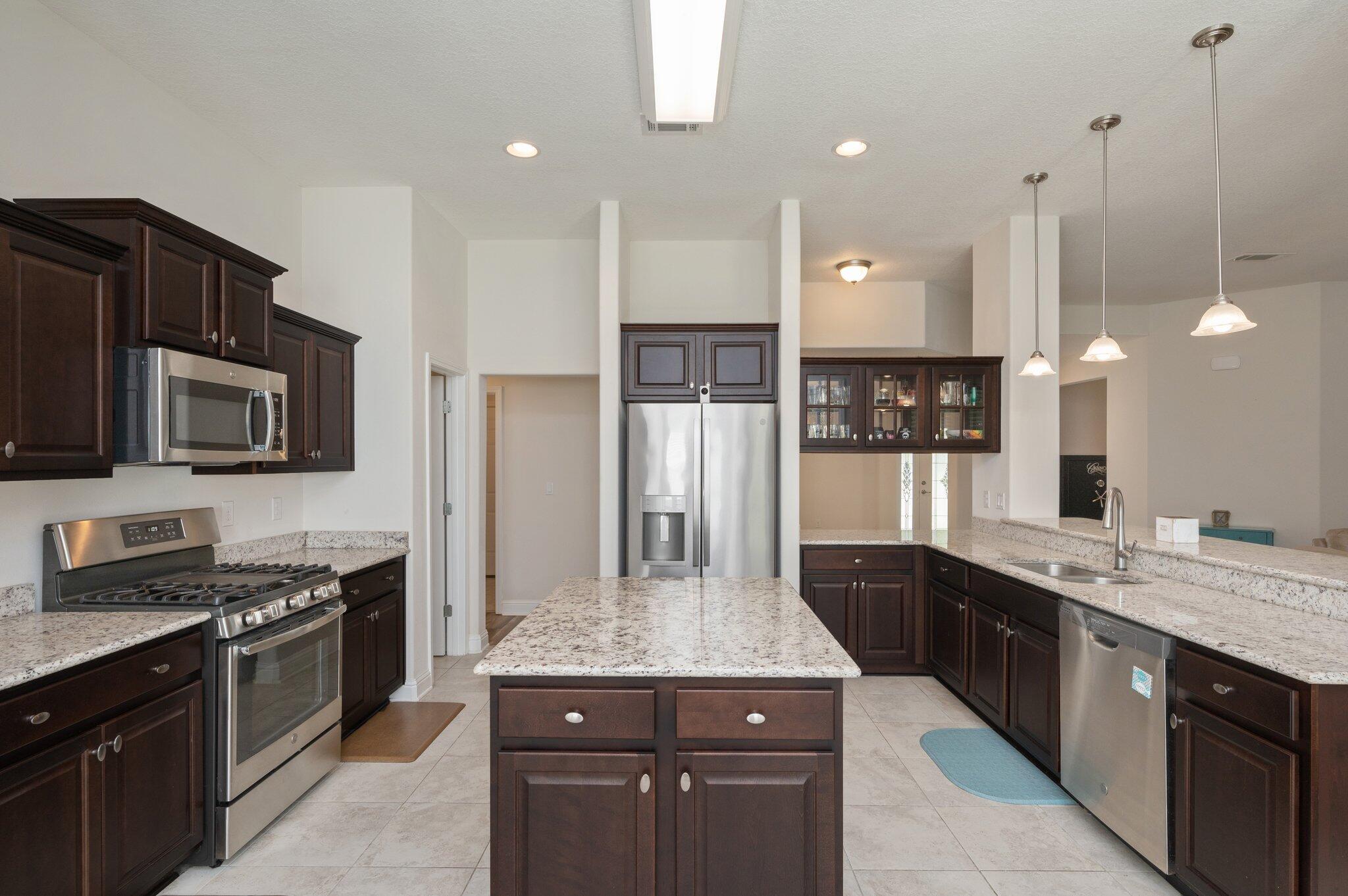 Nature Lake - Residential