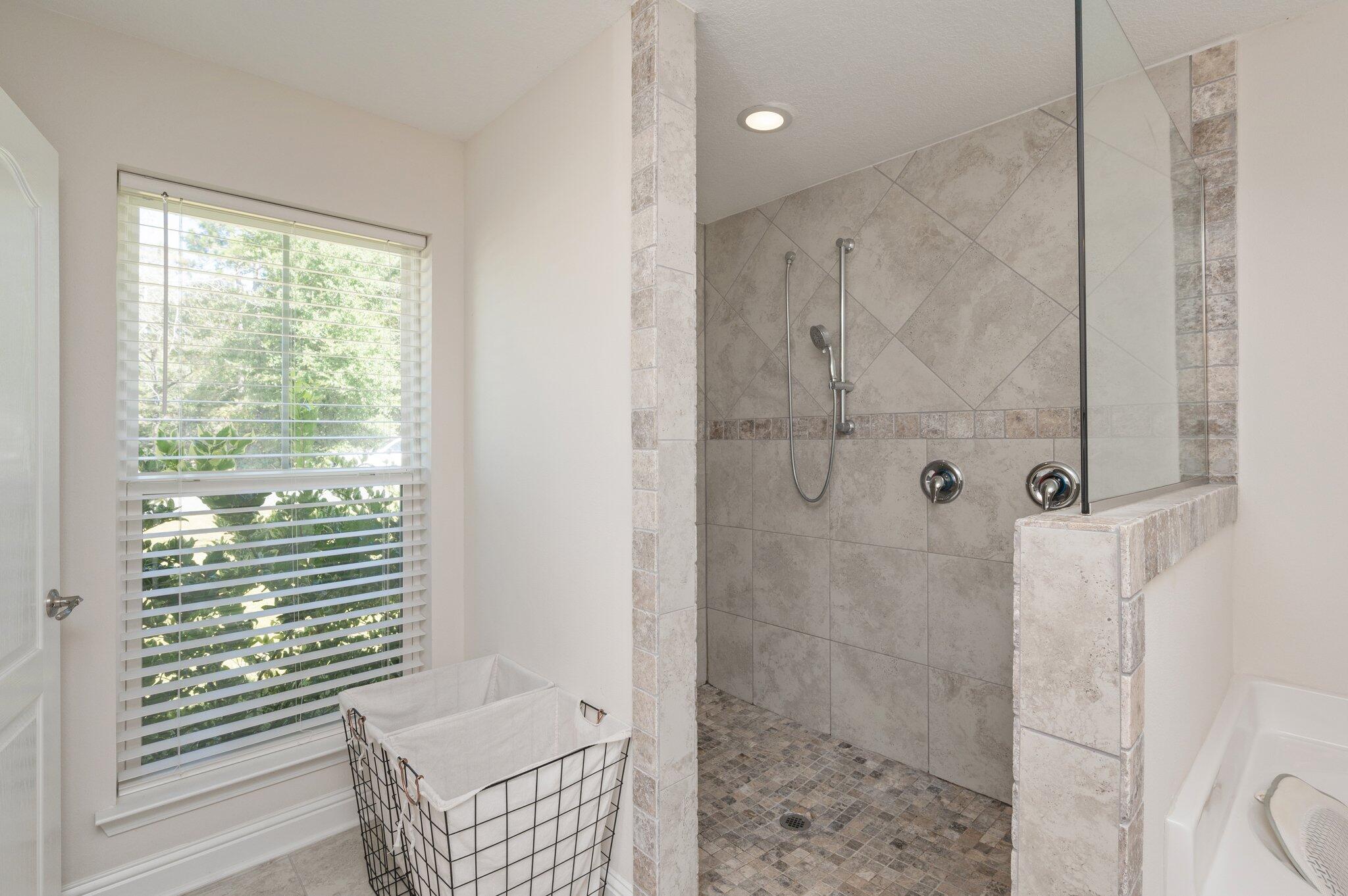 Nature Lake - Residential