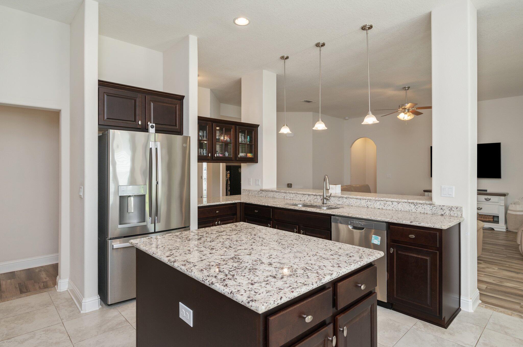 Nature Lake - Residential