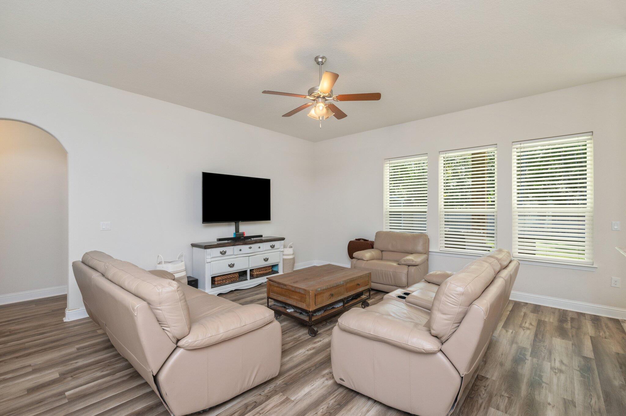 Nature Lake - Residential