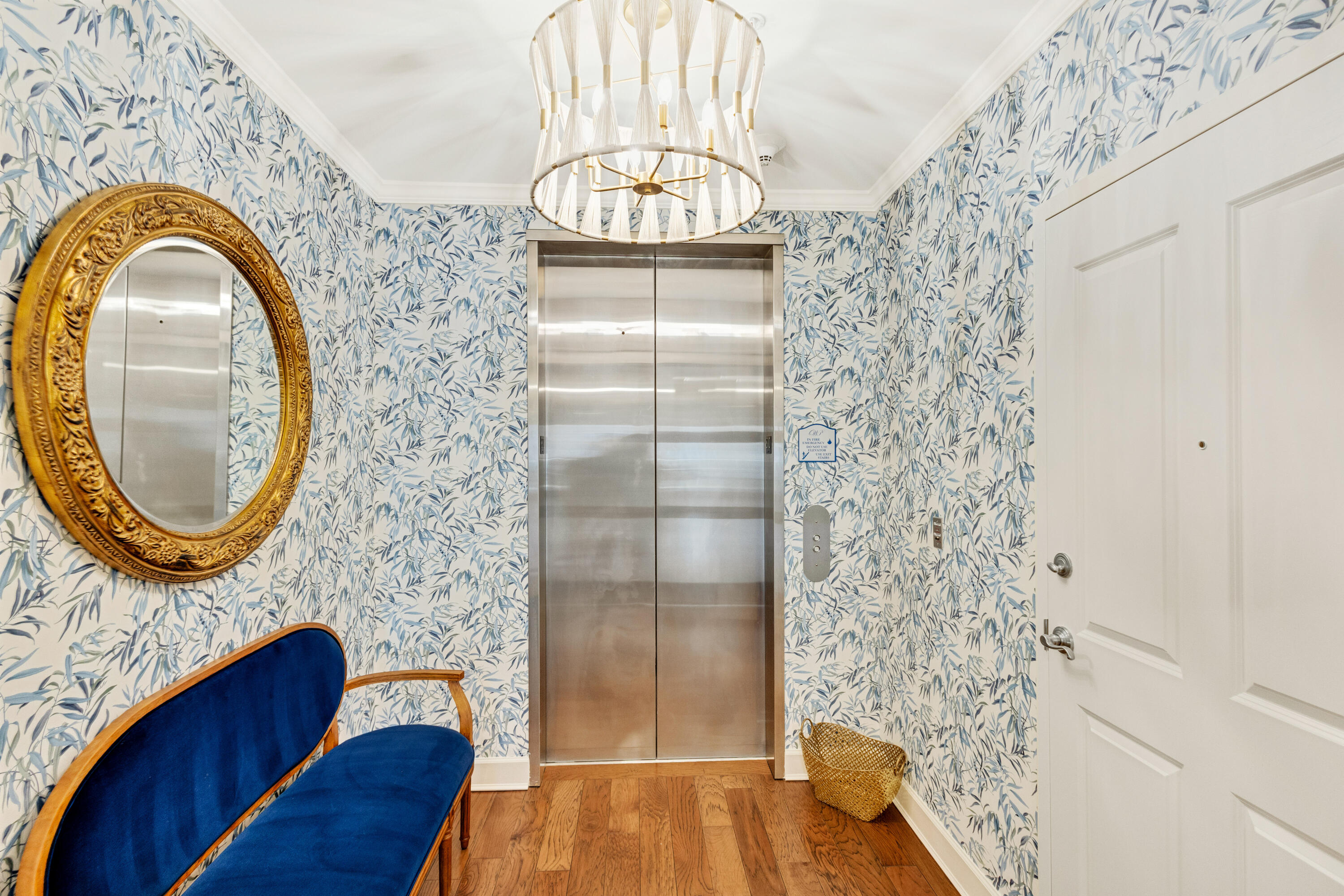 ONE WATER PLACE - Residential