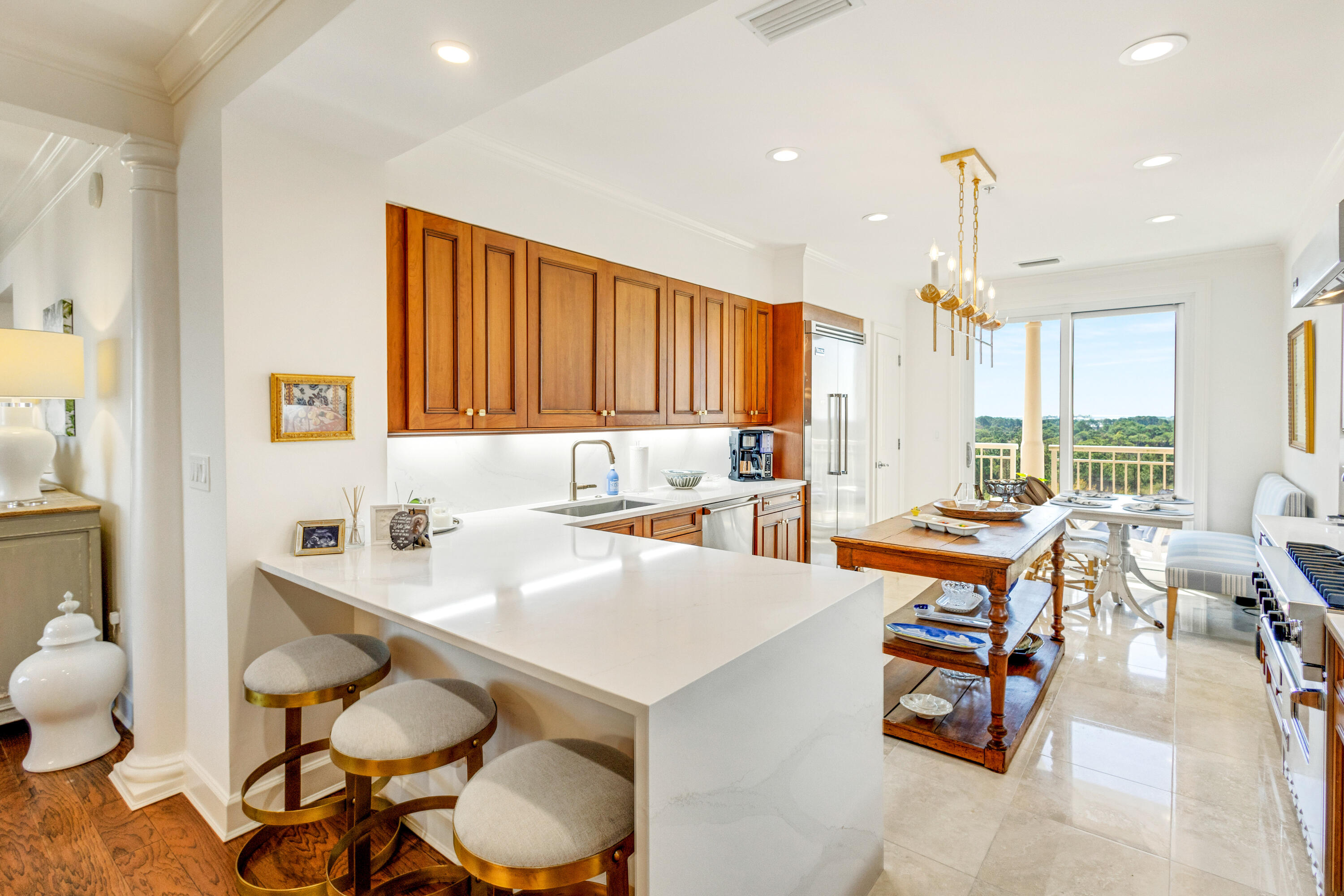 ONE WATER PLACE - Residential