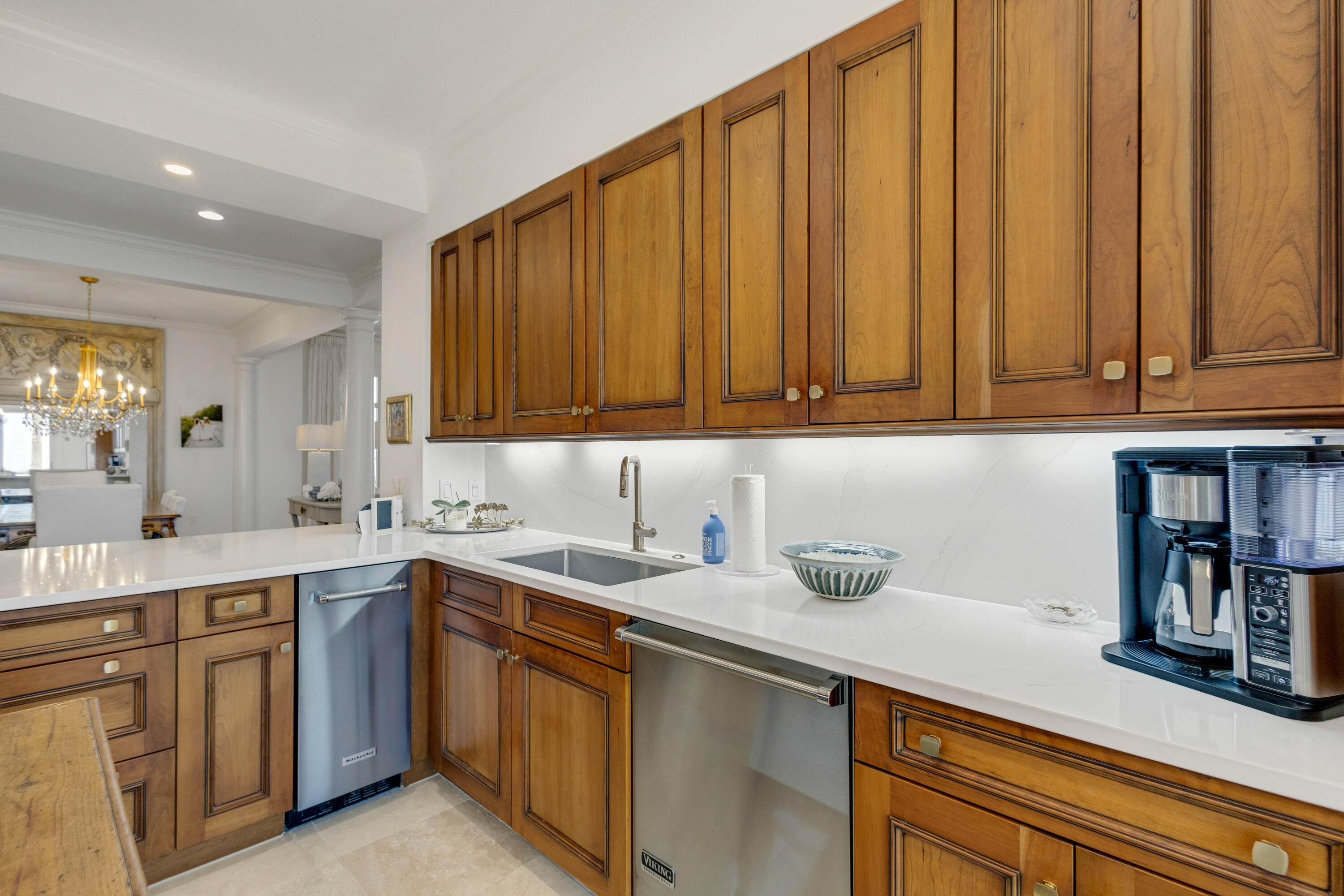 ONE WATER PLACE - Residential