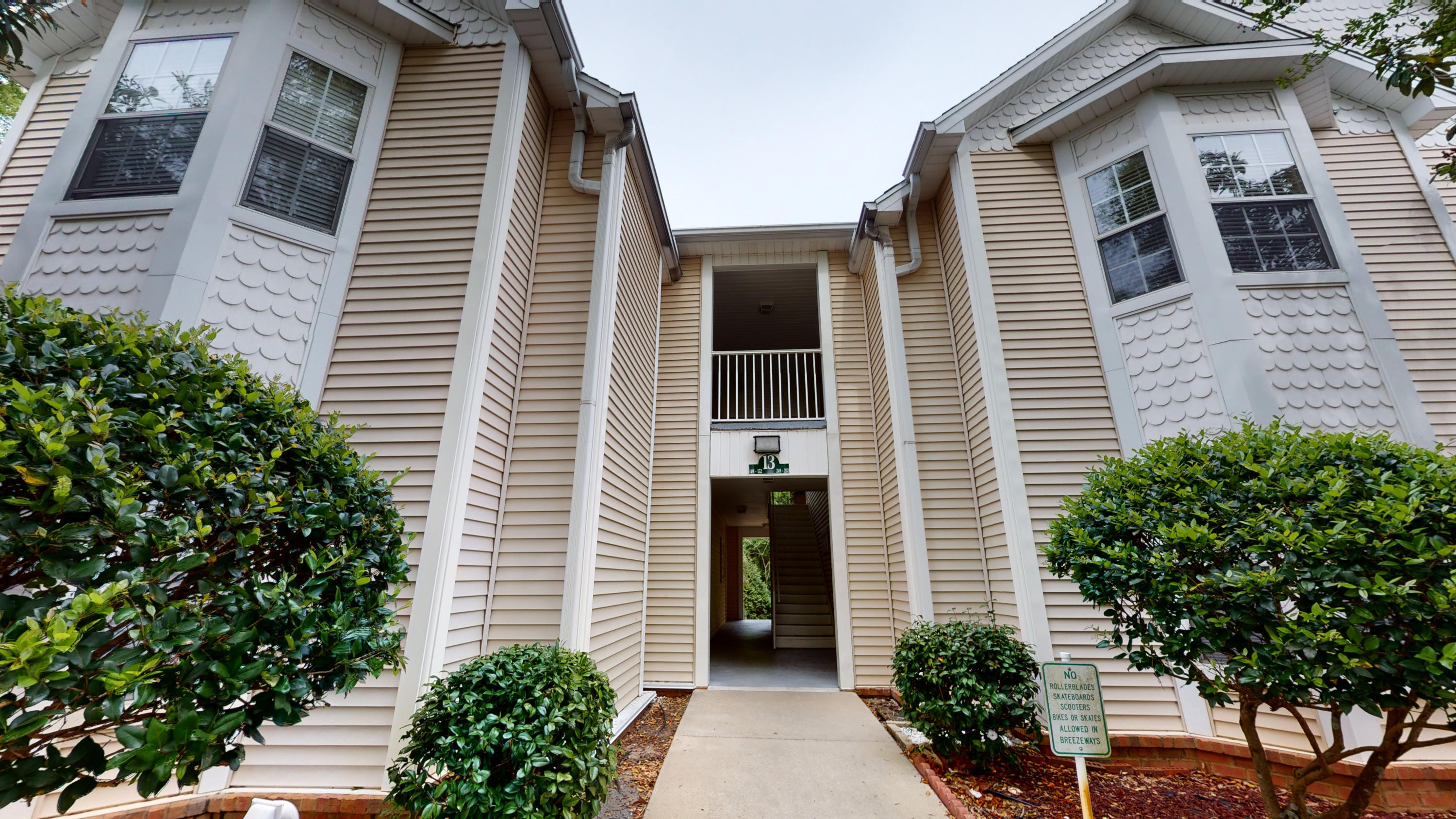 THE OAKS AT NICEVILLE - Residential