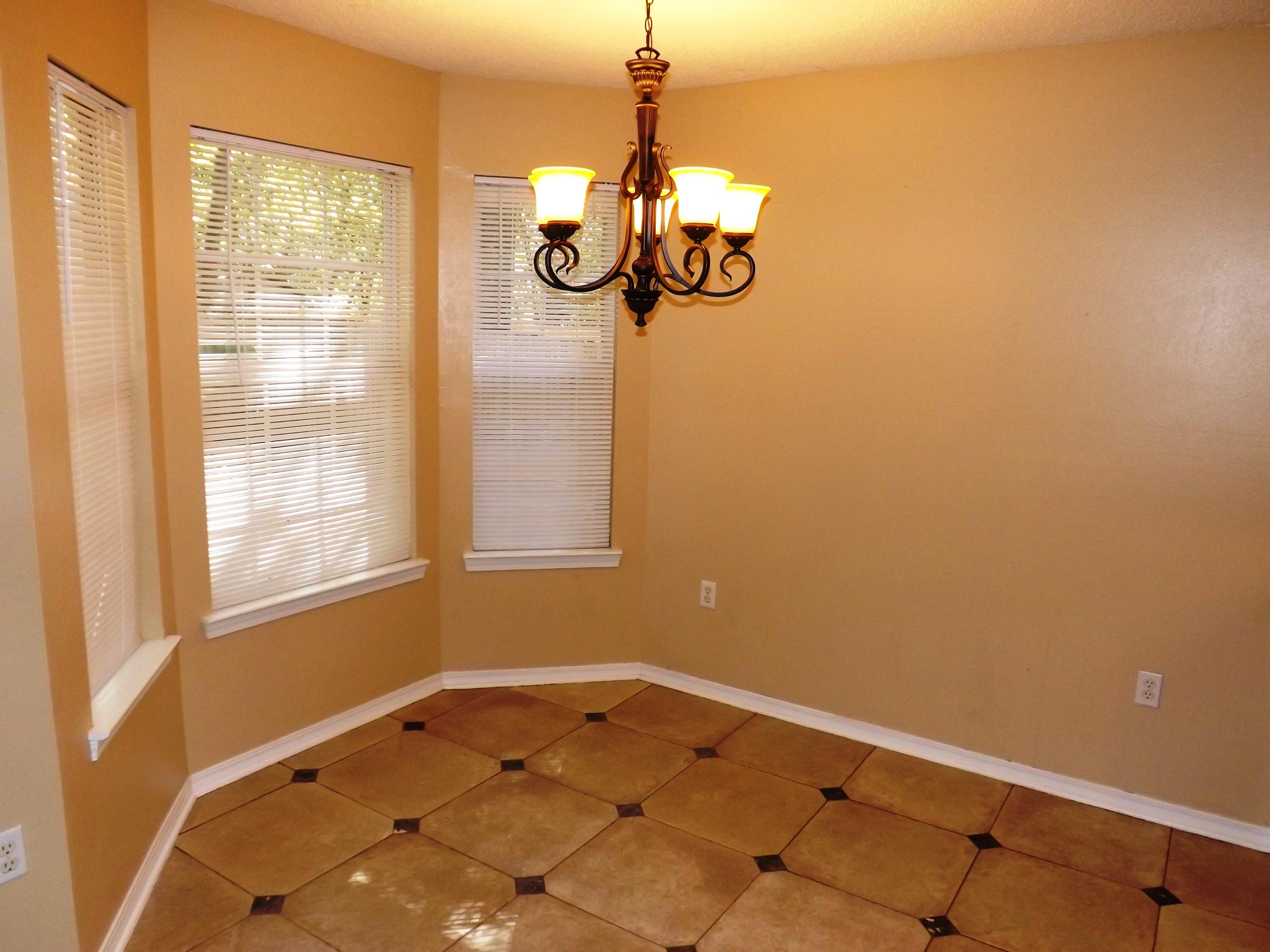 MORRIS ADDN TO CRESTVIEW - Residential