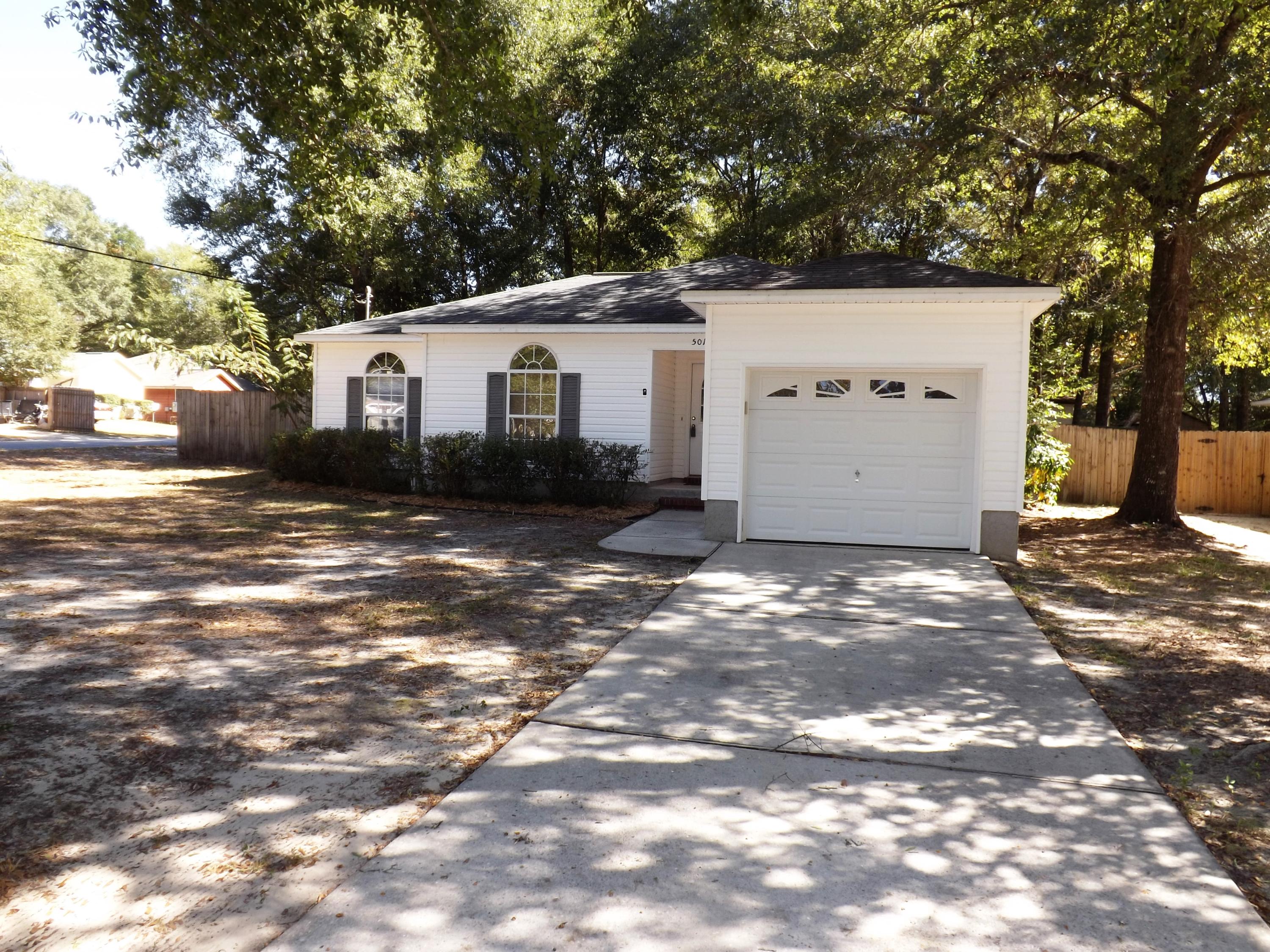 MORRIS ADDN TO CRESTVIEW - Residential