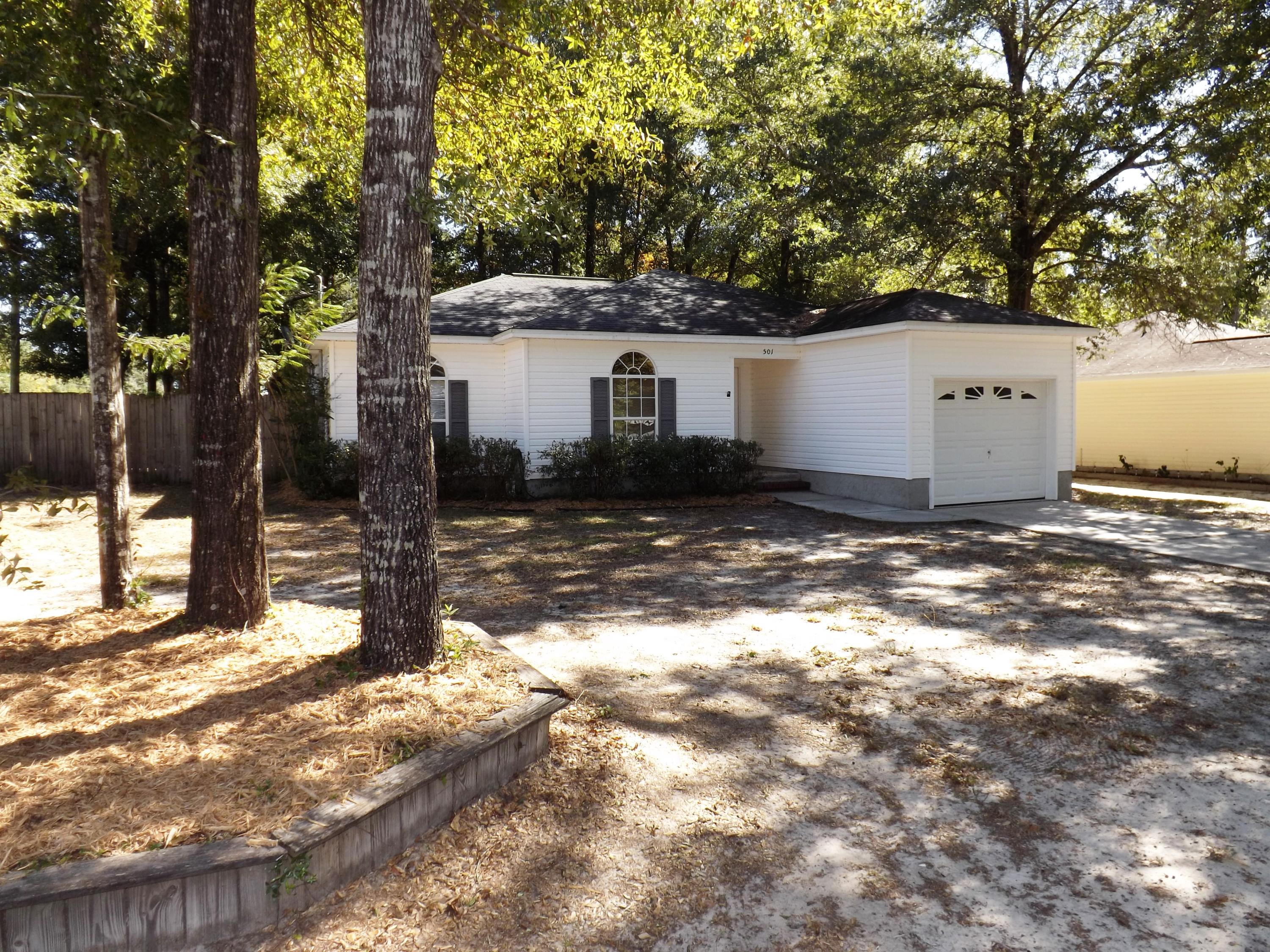 MORRIS ADDN TO CRESTVIEW - Residential