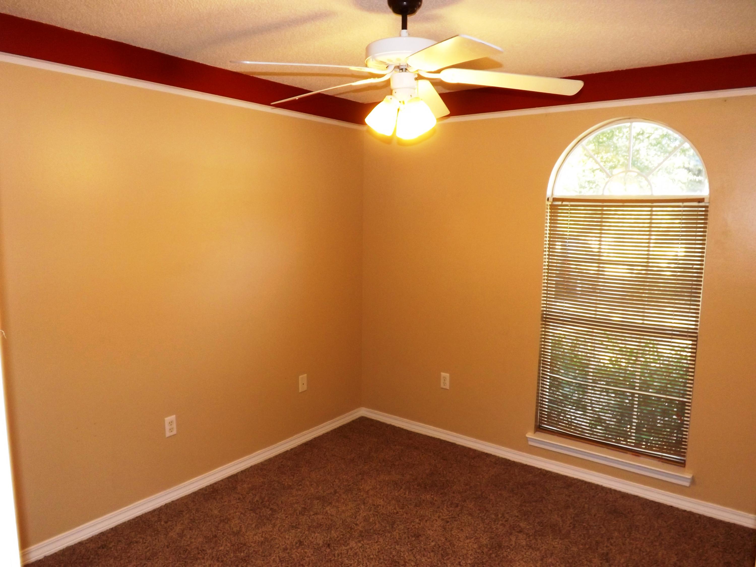 MORRIS ADDN TO CRESTVIEW - Residential