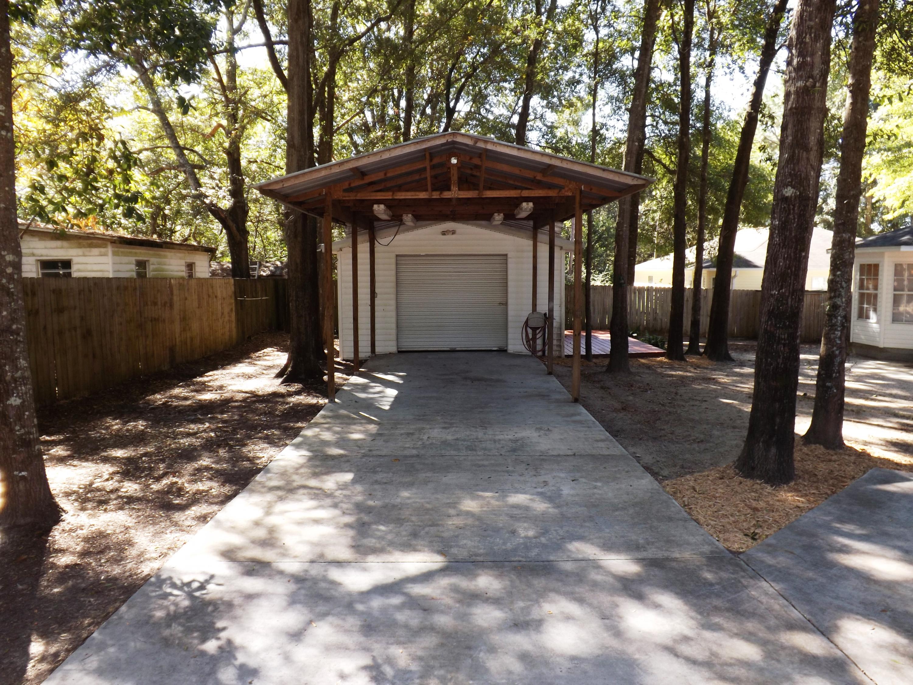 MORRIS ADDN TO CRESTVIEW - Residential