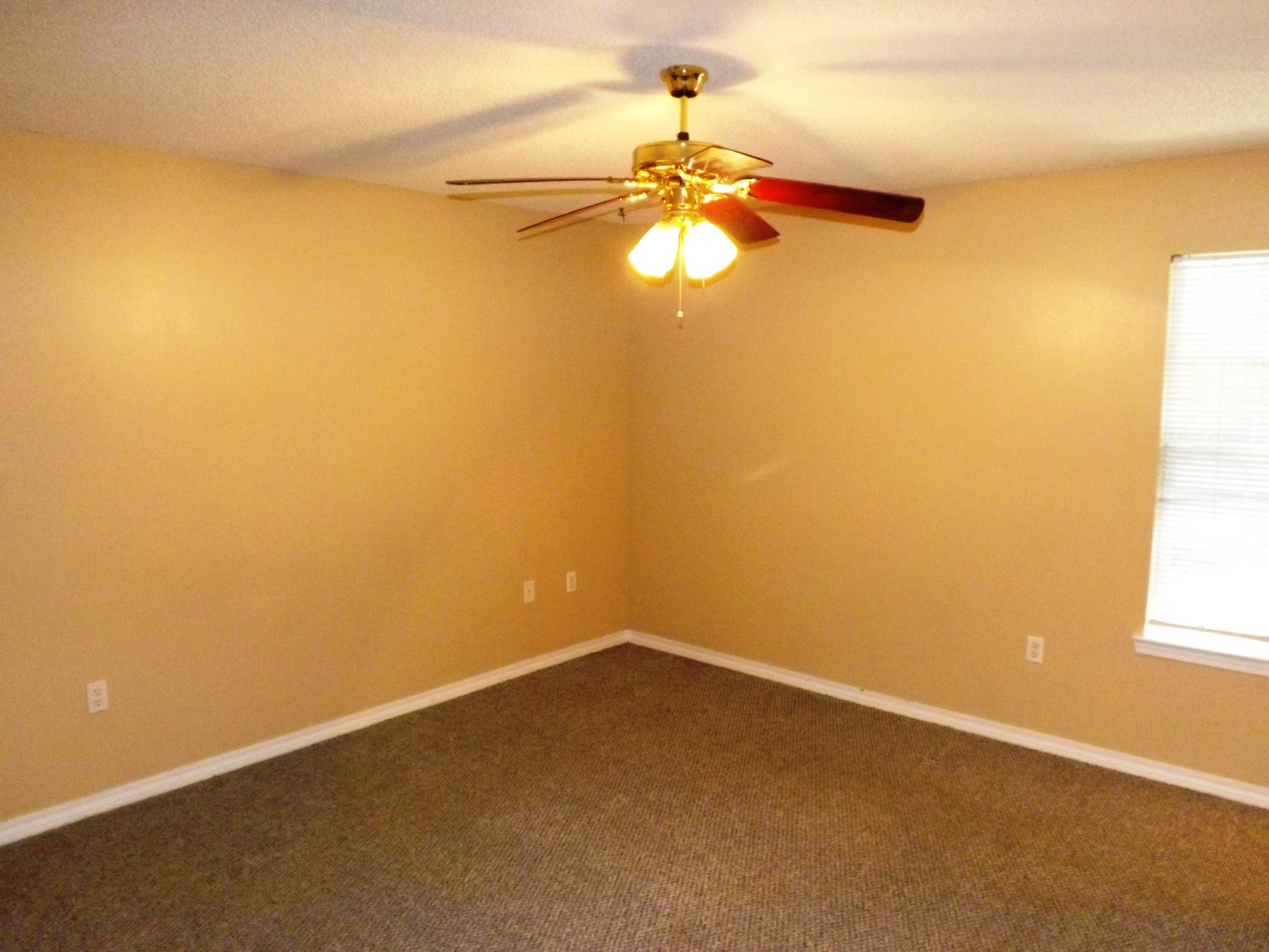 MORRIS ADDN TO CRESTVIEW - Residential