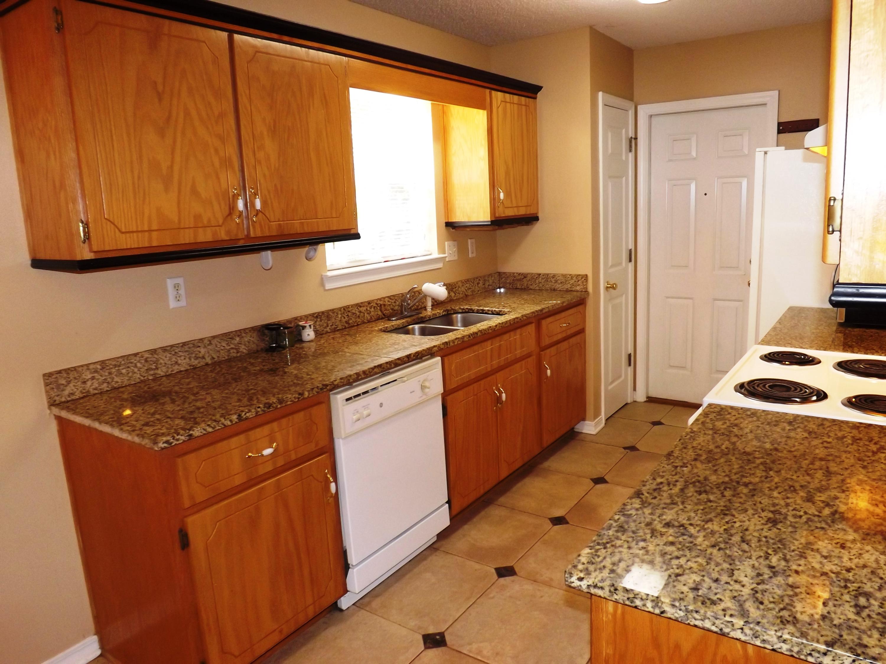 MORRIS ADDN TO CRESTVIEW - Residential