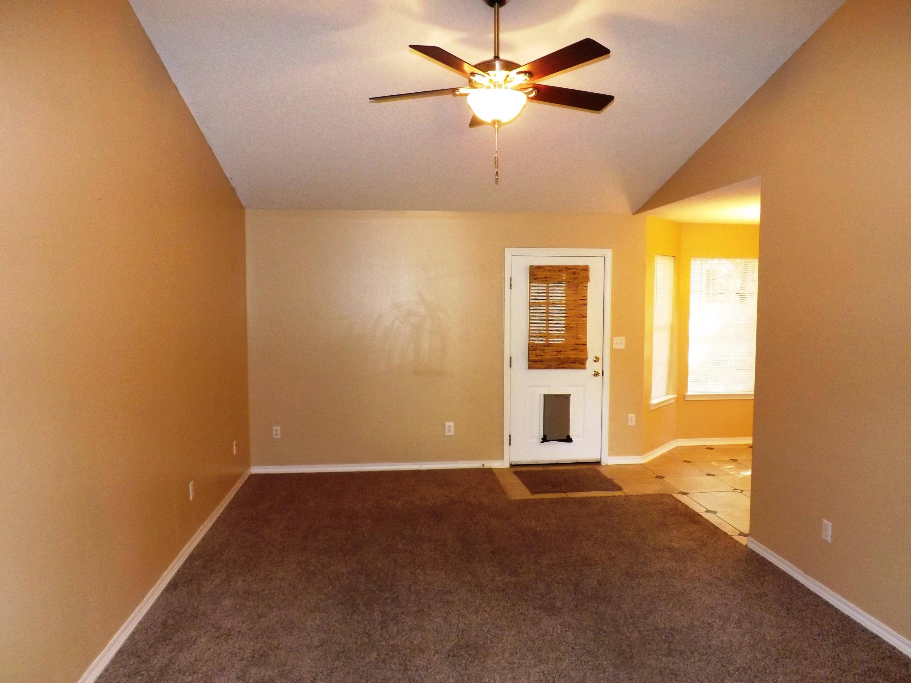 MORRIS ADDN TO CRESTVIEW - Residential