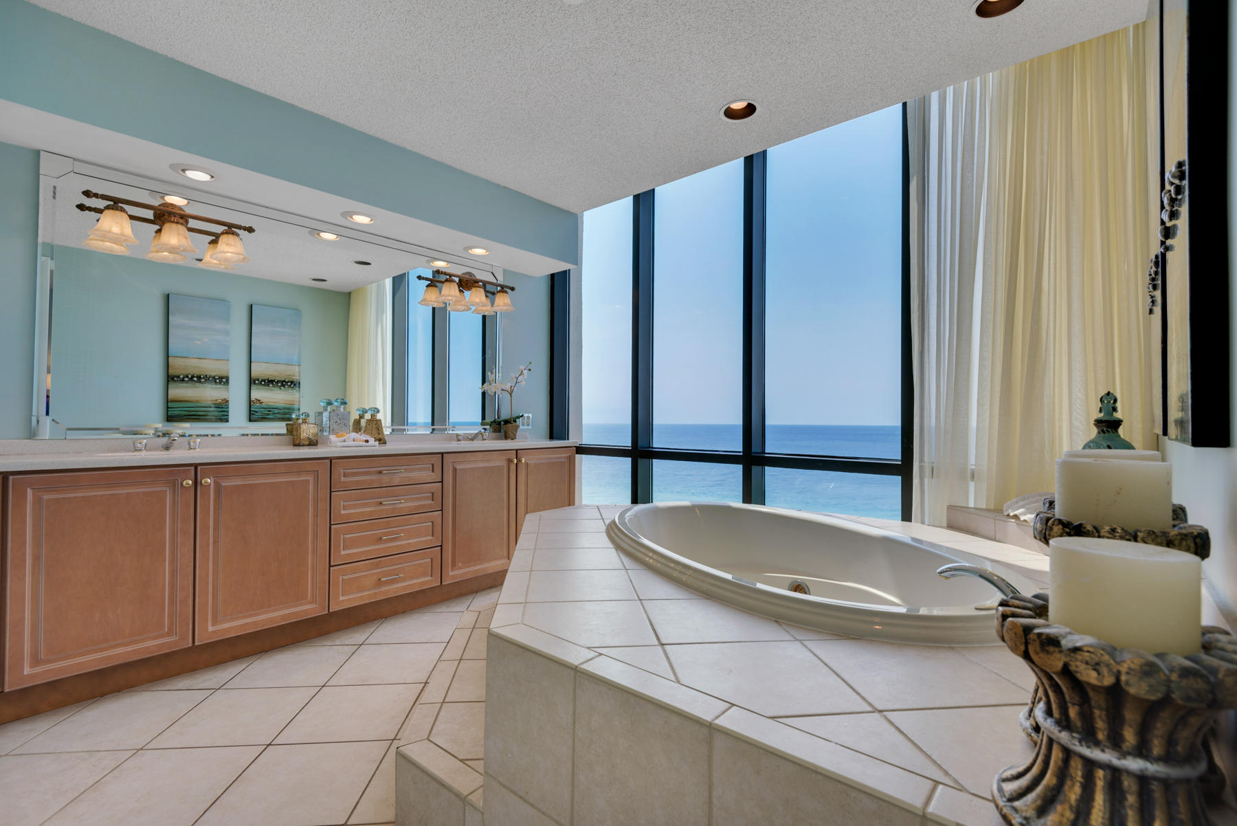 EMERALD TOWERS CONDO - Residential