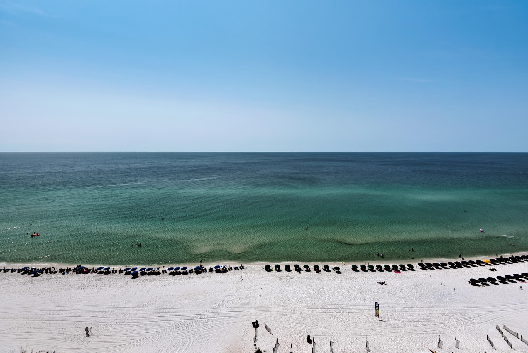 EMERALD TOWERS CONDO - Residential