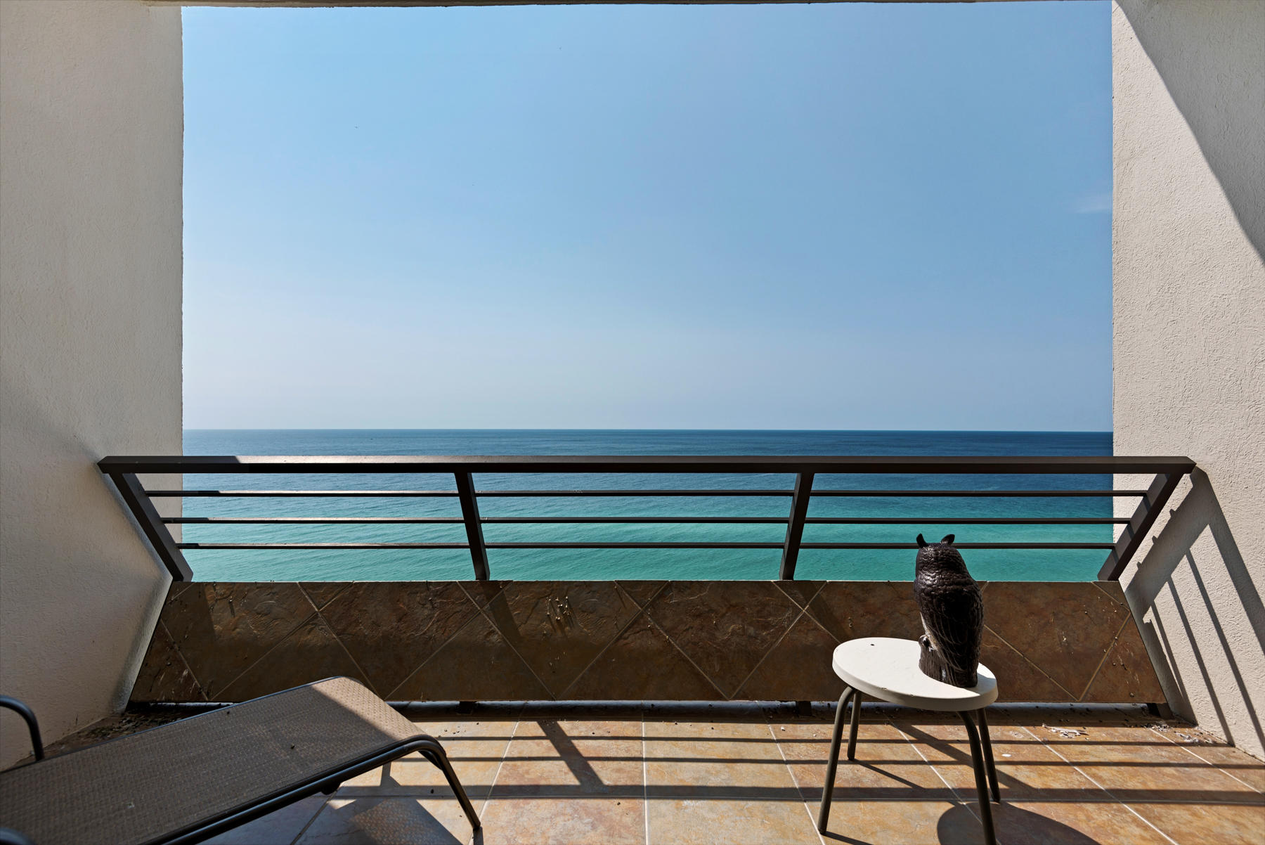 EMERALD TOWERS CONDO - Residential