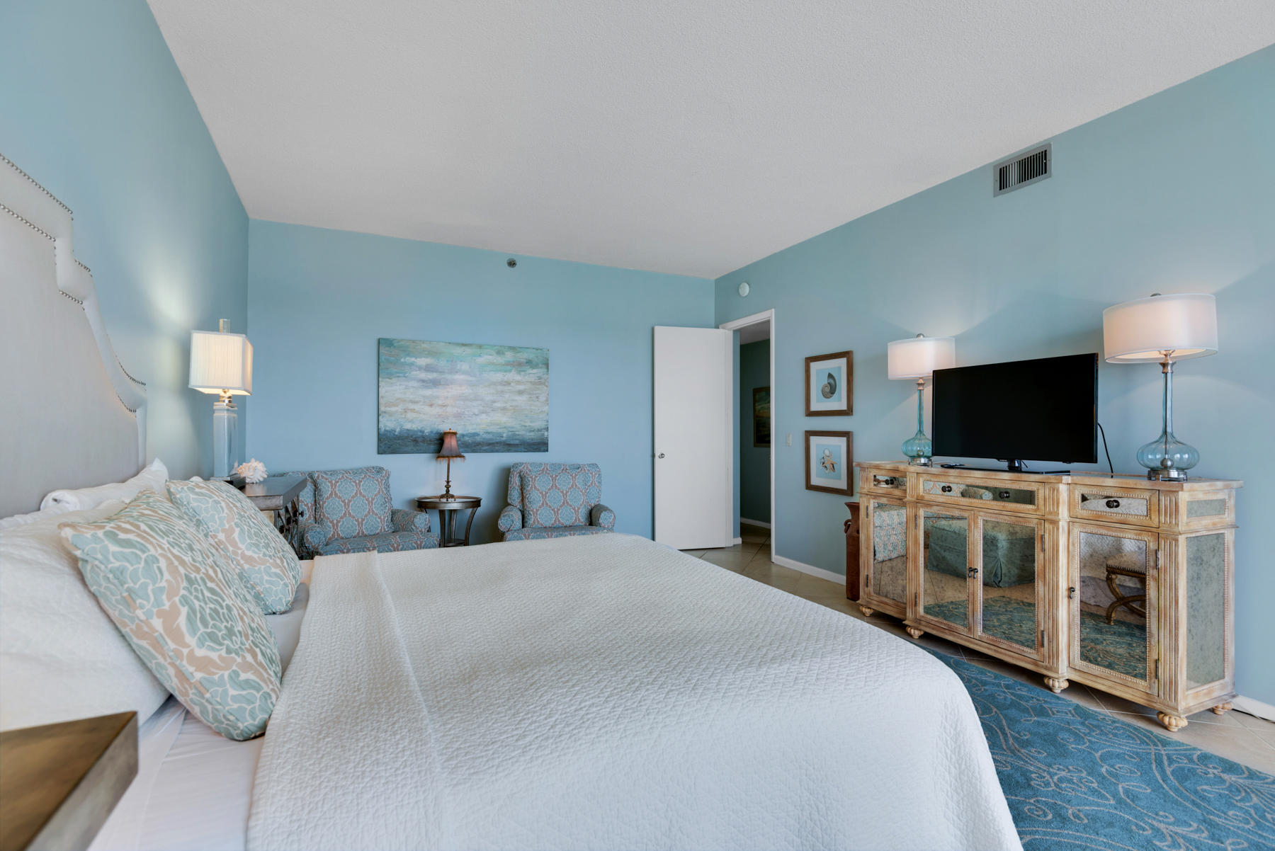 EMERALD TOWERS CONDO - Residential