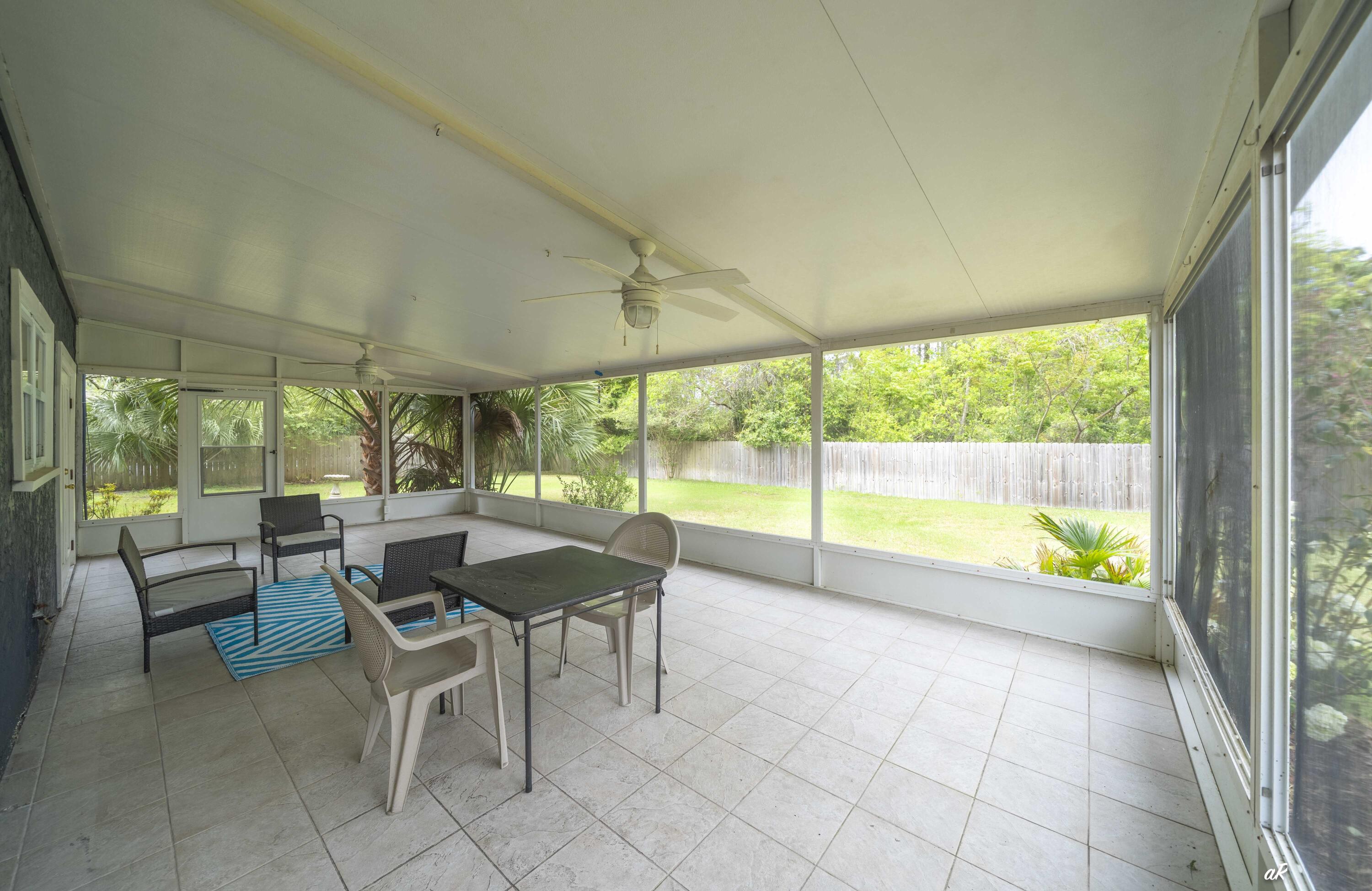 Colony Club - Residential